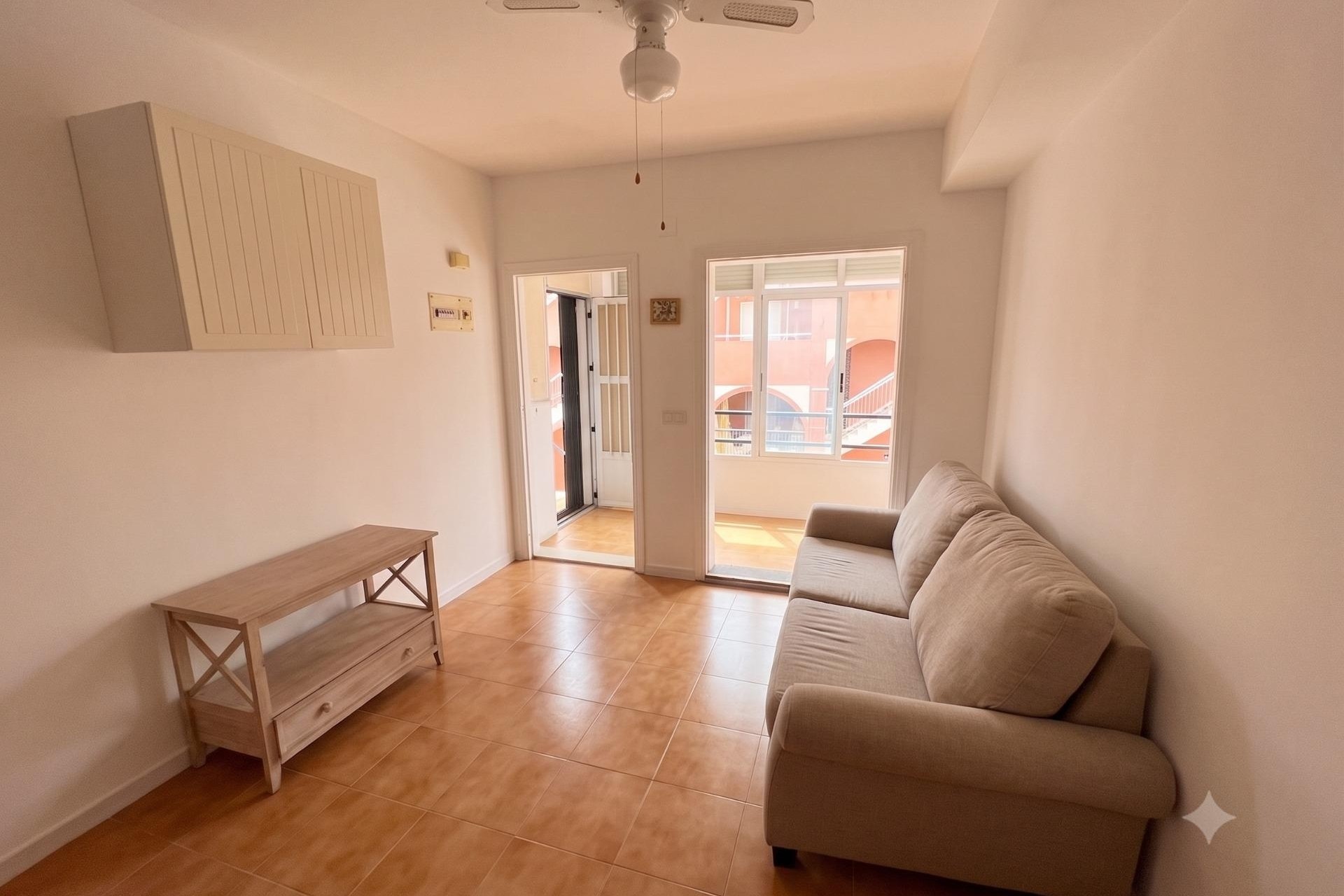Revente - Appartement -
Torrevieja - La Mata