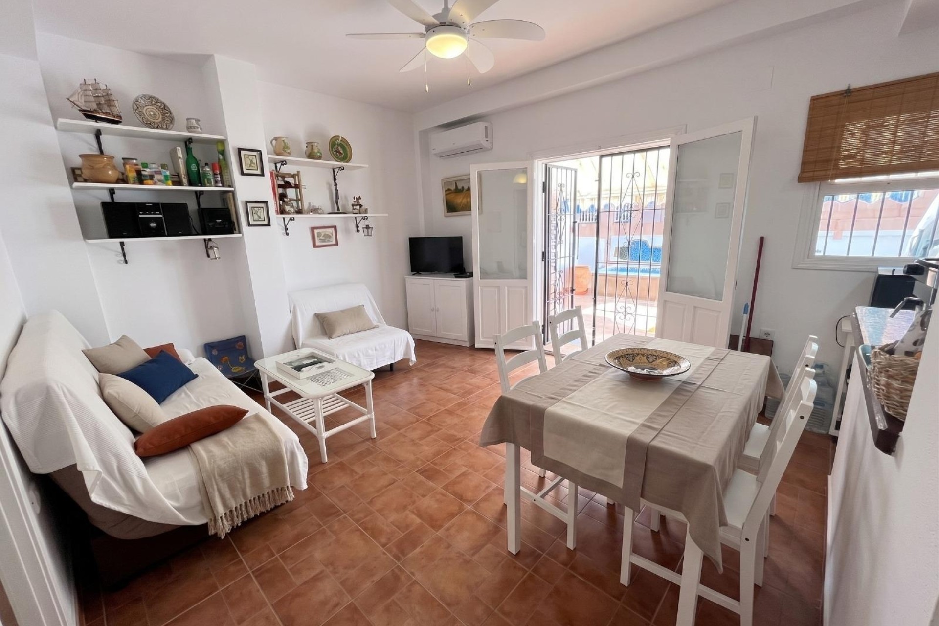 Revente - Appartement -
Torrevieja - La Mata