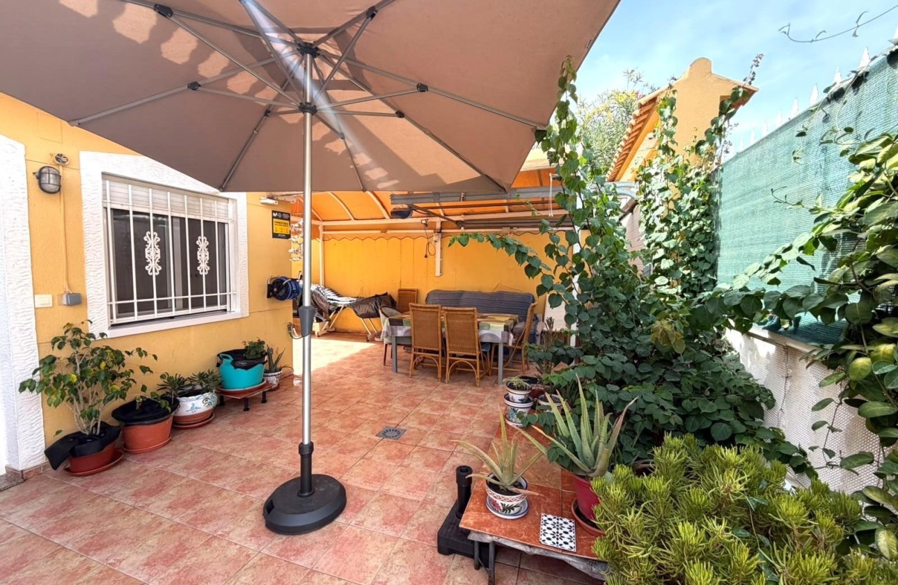 Revente - Appartement -
Torrevieja - La Mata