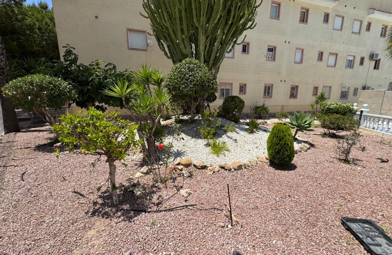 Revente - Appartement -
Torrevieja - La Siesta - El Salado - Torreta