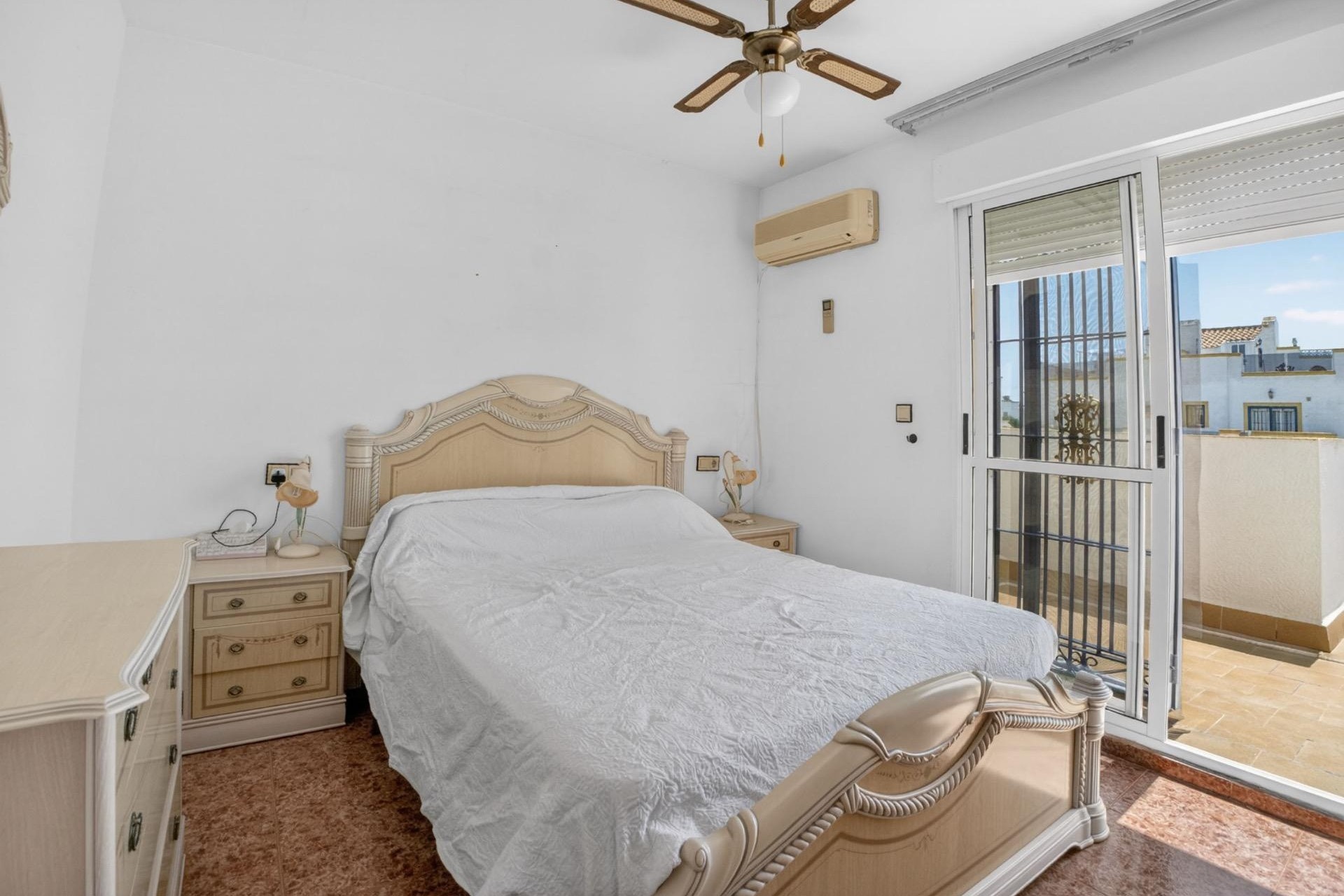 Revente - Appartement -
Torrevieja - La Siesta - El Salado - Torreta