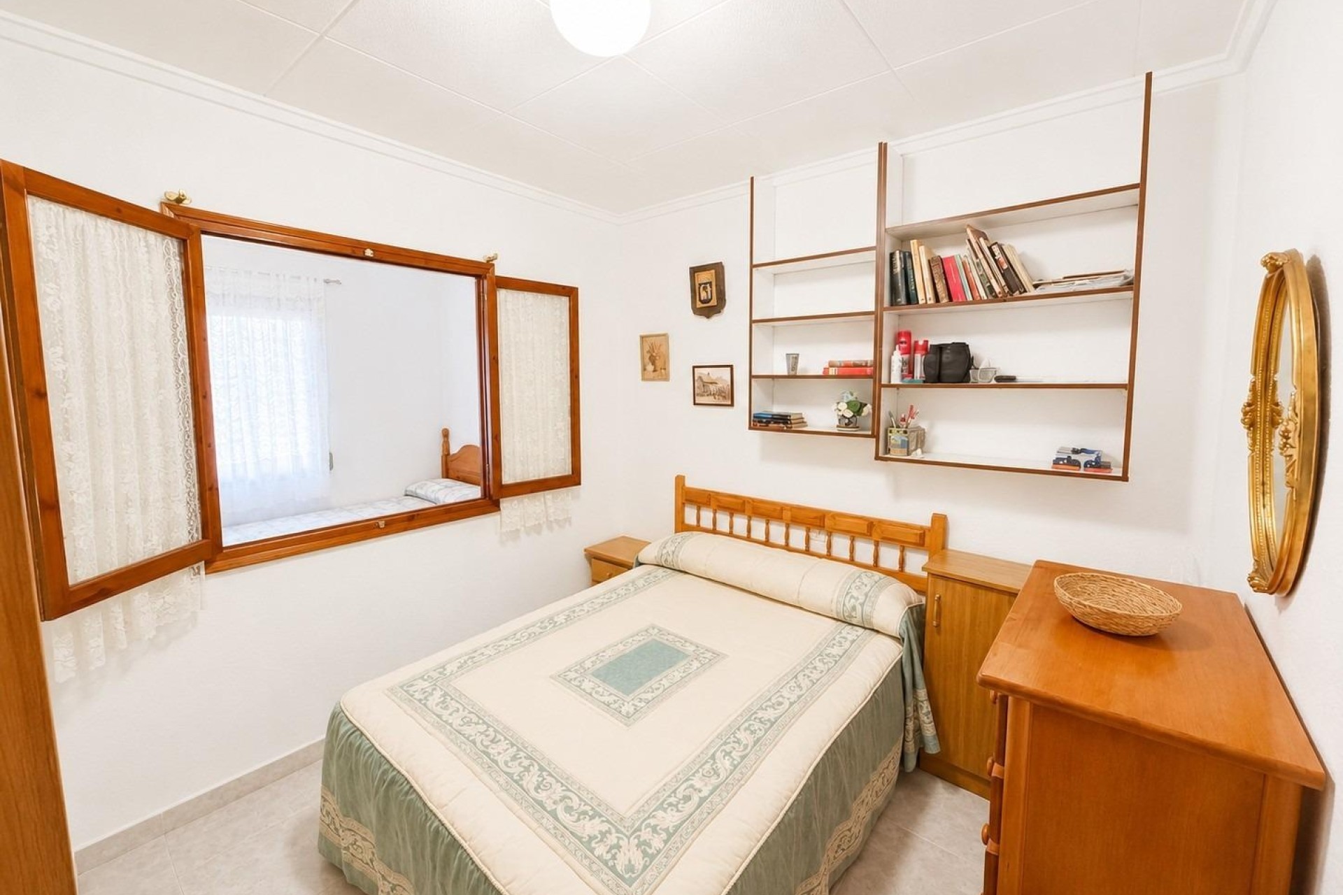 Revente - Appartement -
Torrevieja - La Siesta
