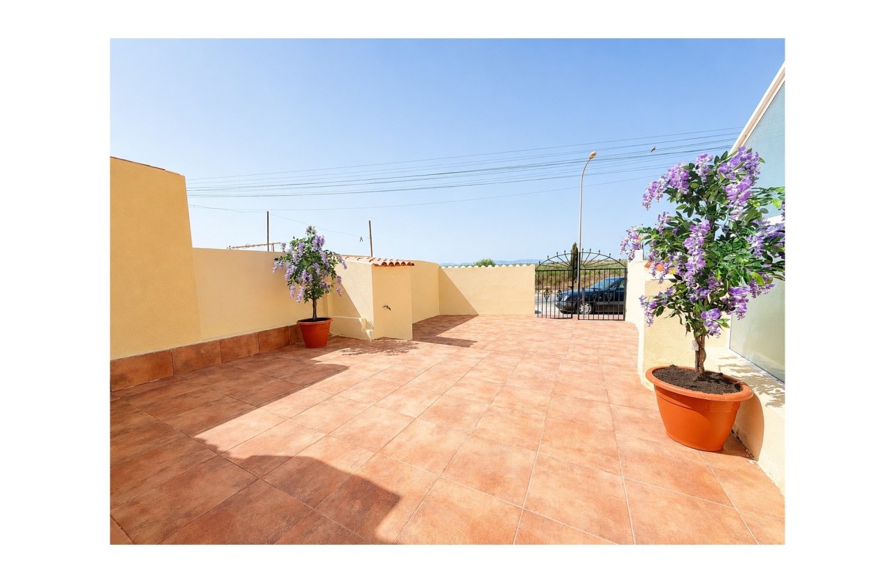 Revente - Appartement -
Torrevieja - La Siesta