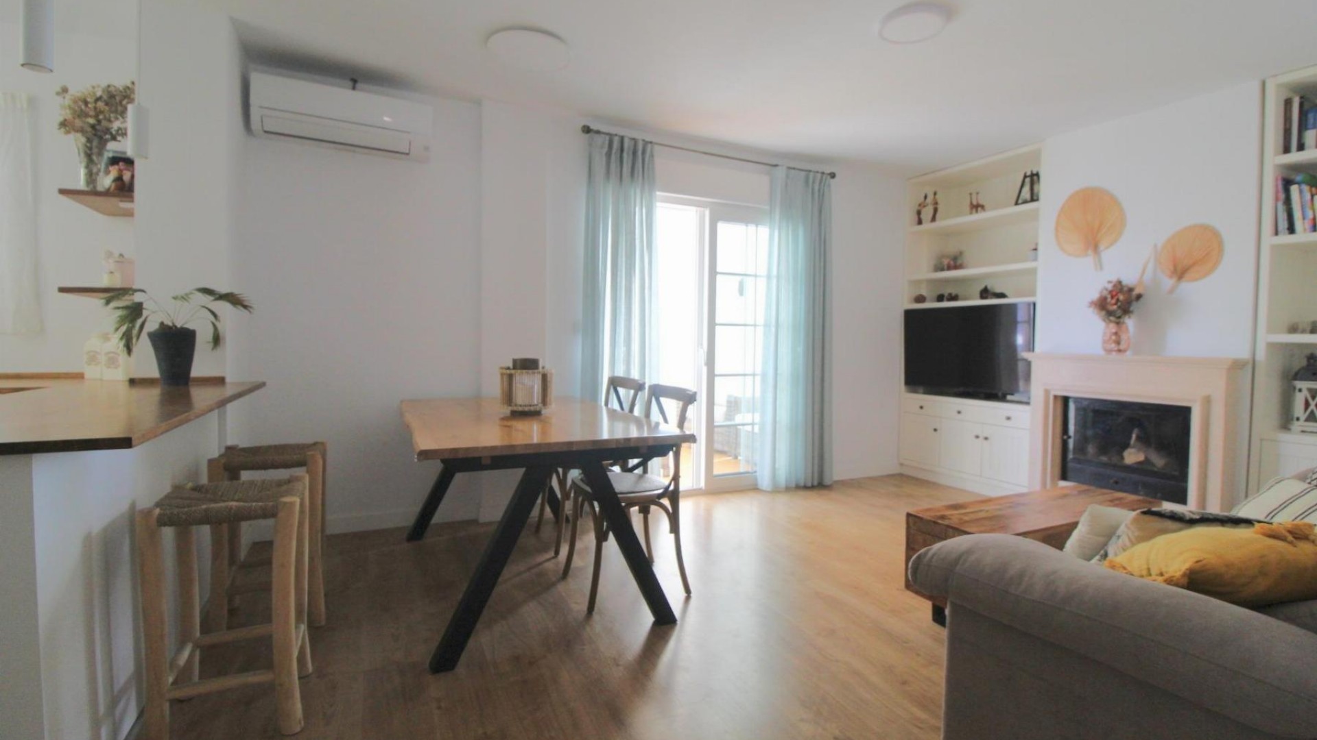 Revente - Appartement -
Torrevieja - La veleta