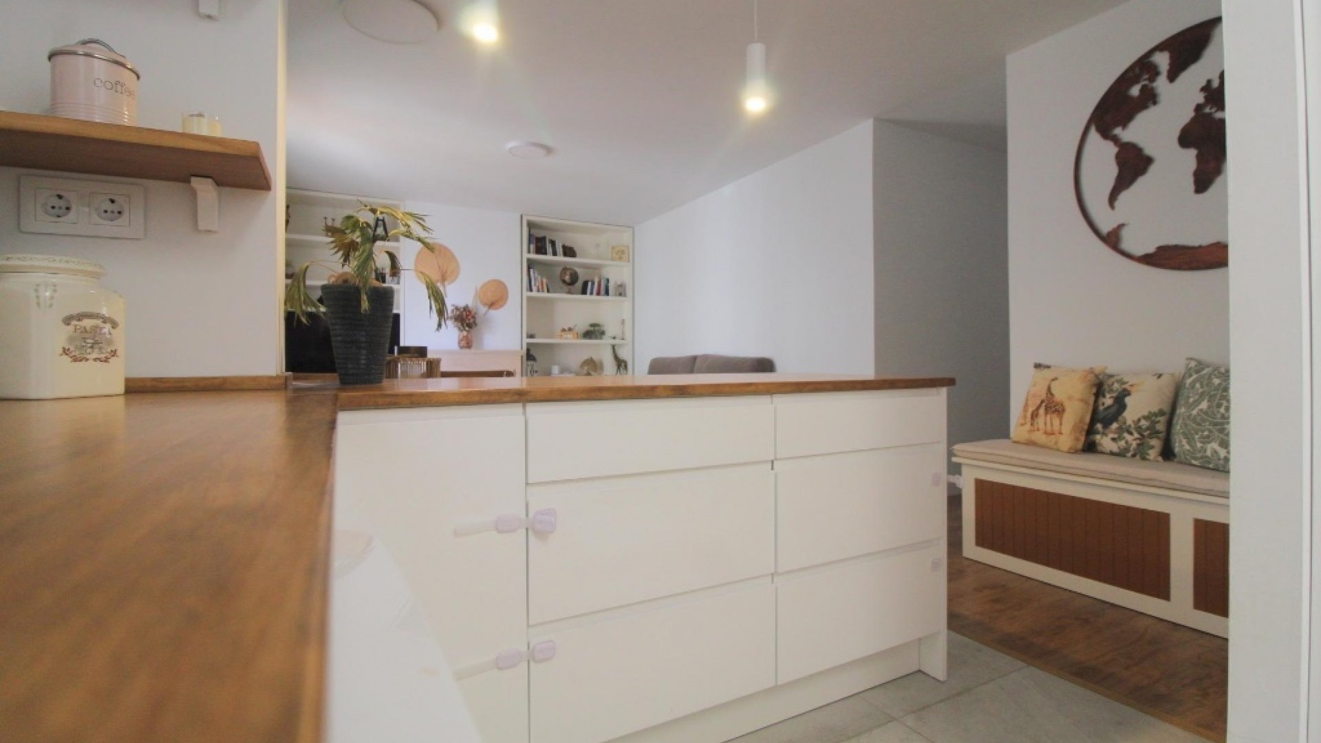 Revente - Appartement -
Torrevieja - La veleta