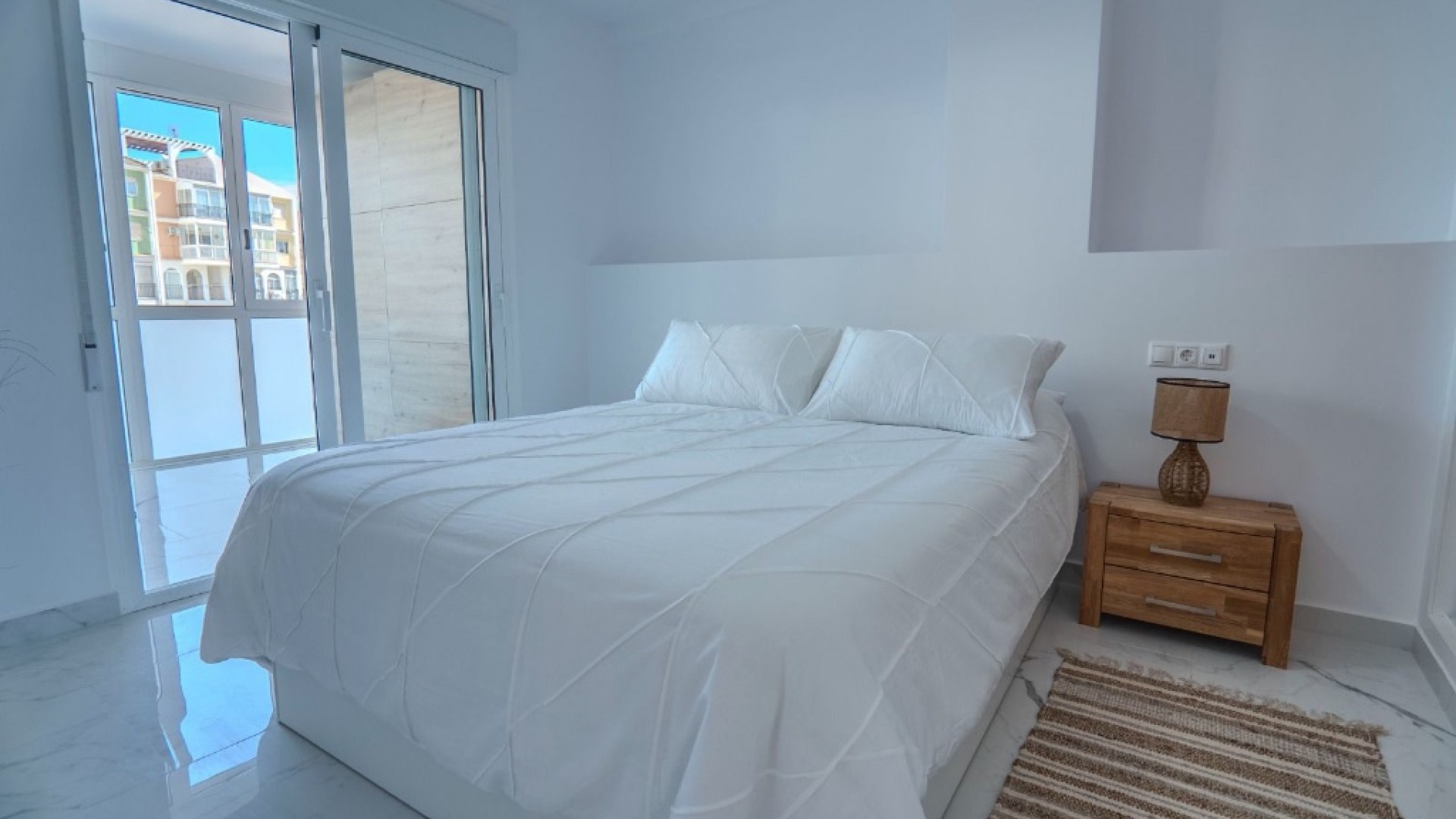 Revente - Appartement -
Torrevieja - La veleta