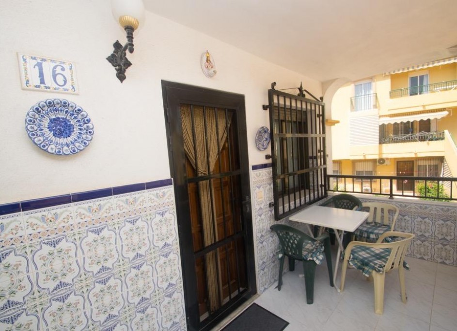 Revente - Appartement -
Torrevieja - La veleta