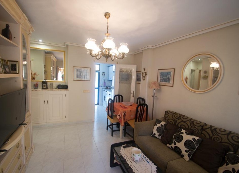 Revente - Appartement -
Torrevieja - La veleta