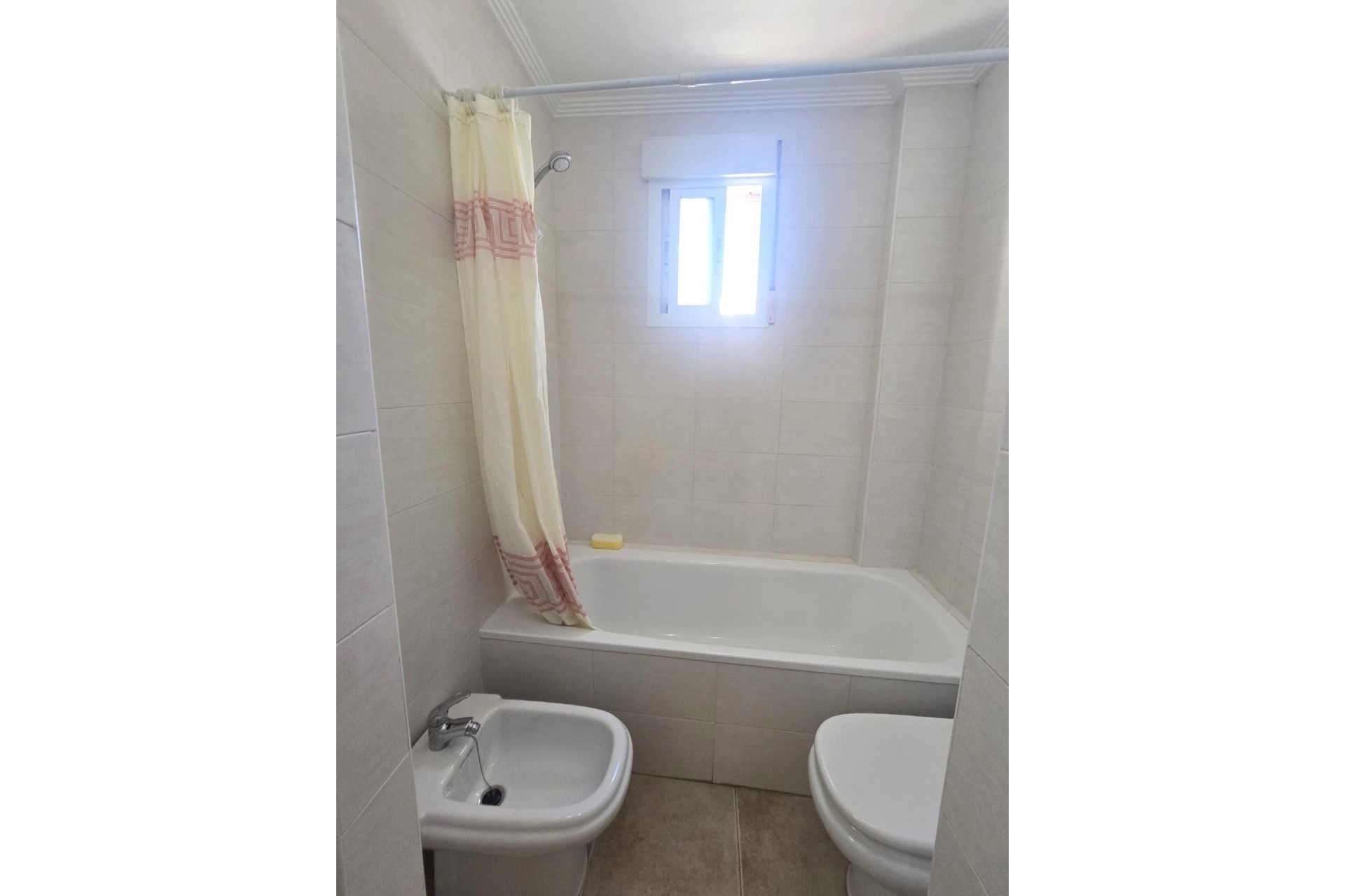 Revente - Appartement -
Torrevieja - La veleta
