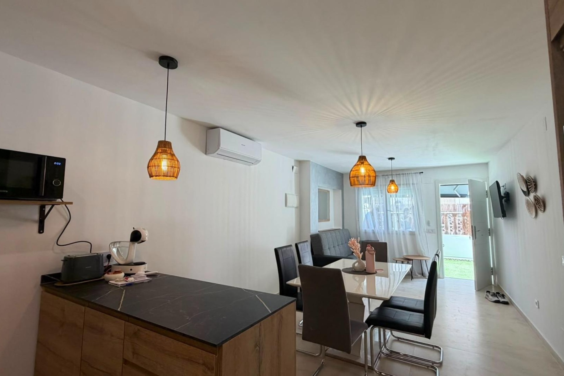 Revente - Appartement -
Torrevieja - La Veleta