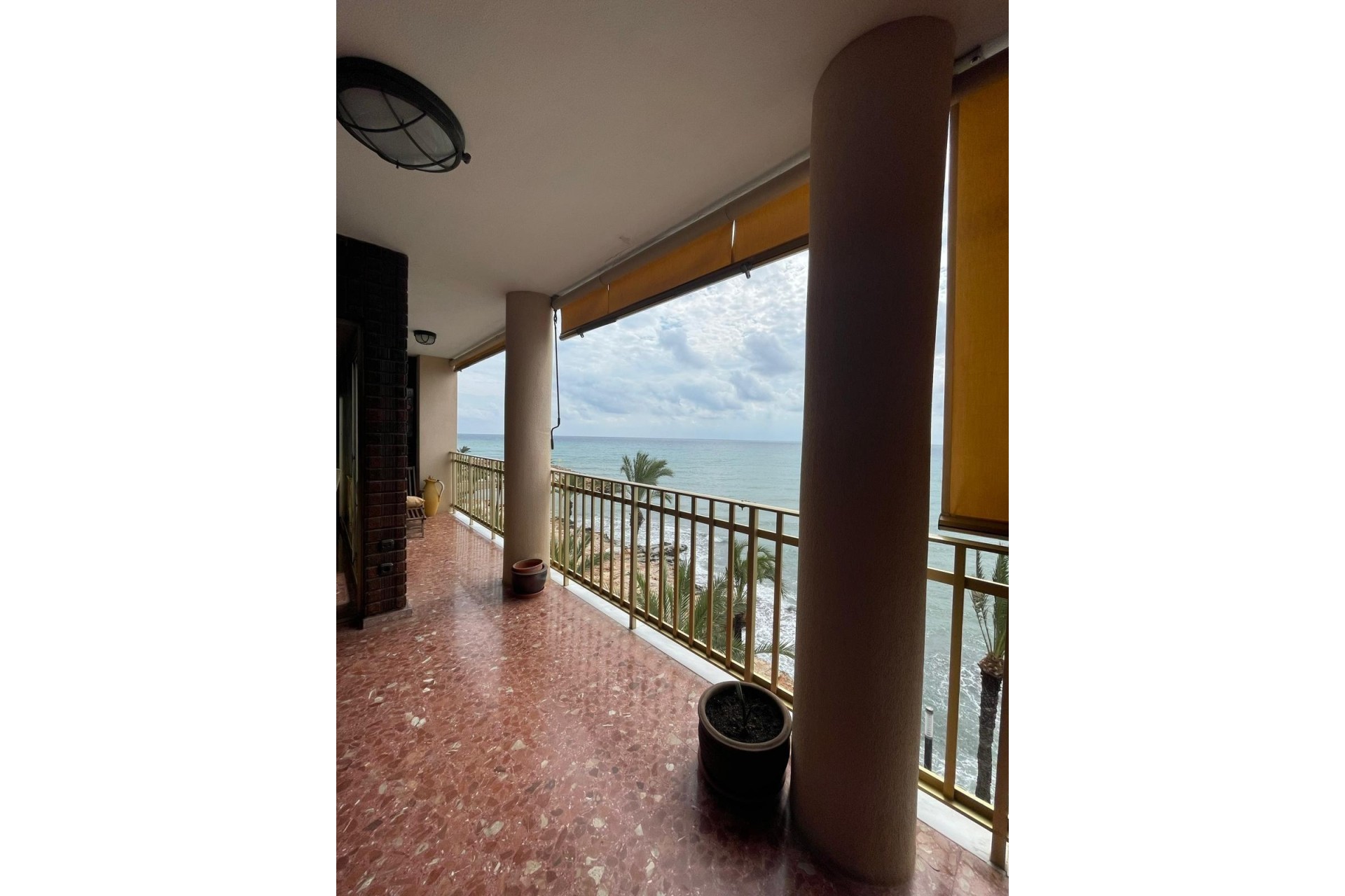 Revente - Appartement -
Torrevieja - Las Piscinas Naturales