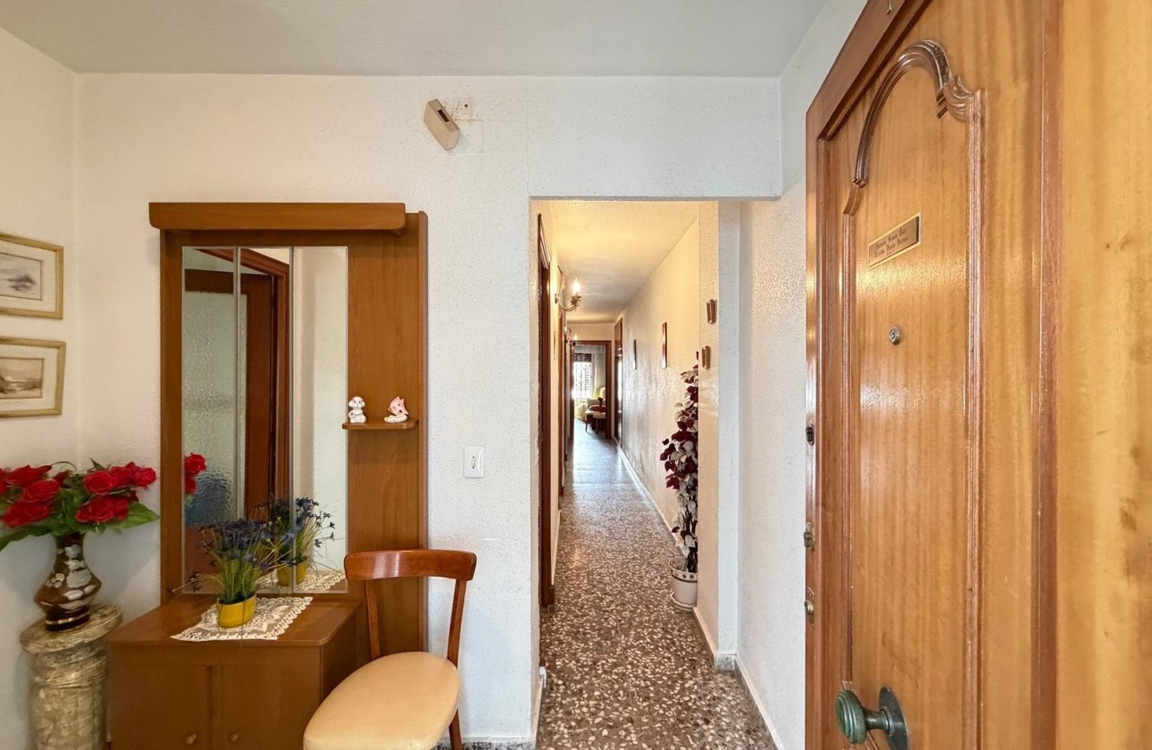 Revente - Appartement -
Torrevieja - Las Piscinas Naturales