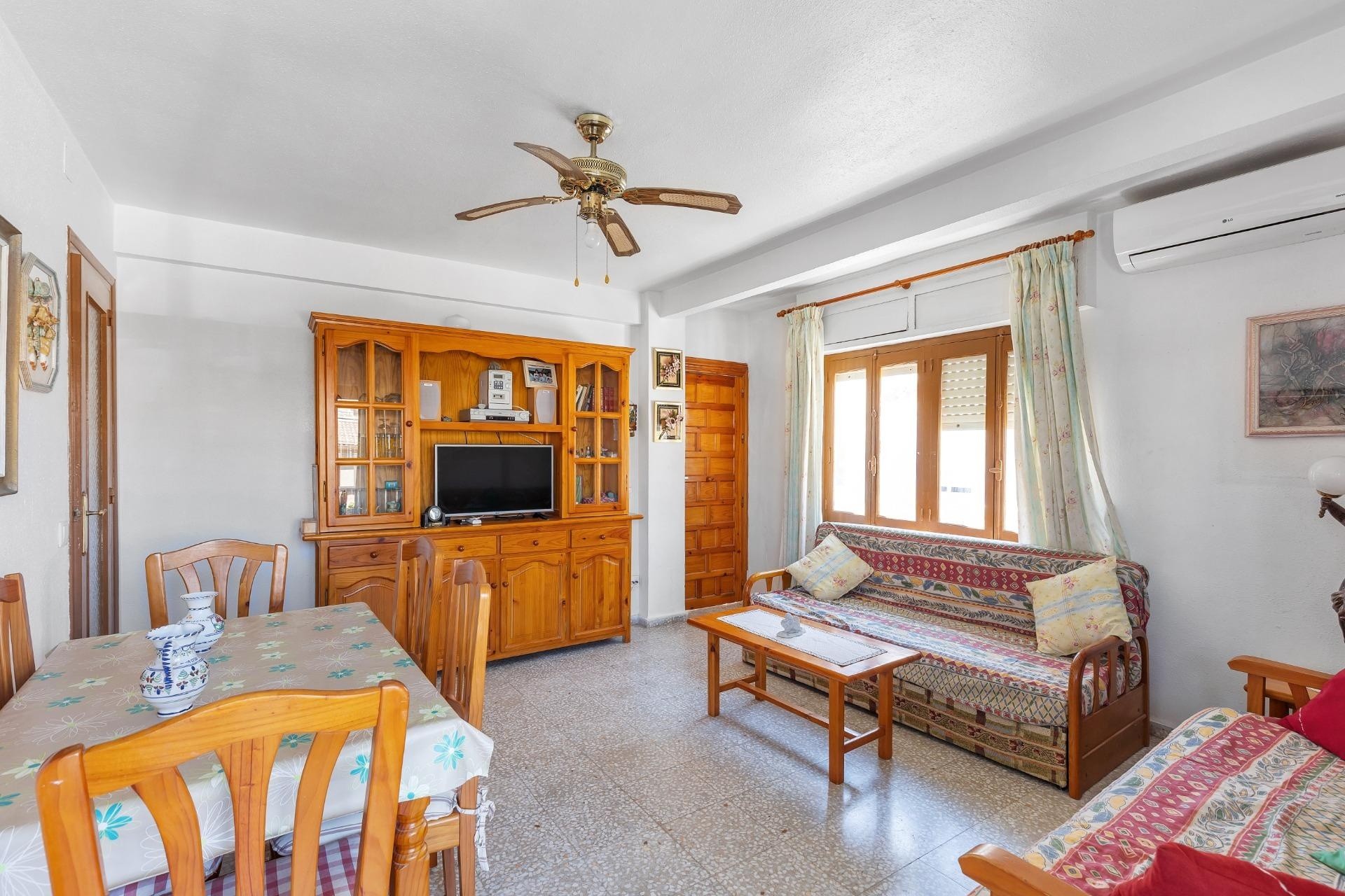 Revente - Appartement -
Torrevieja - Los Europeos
