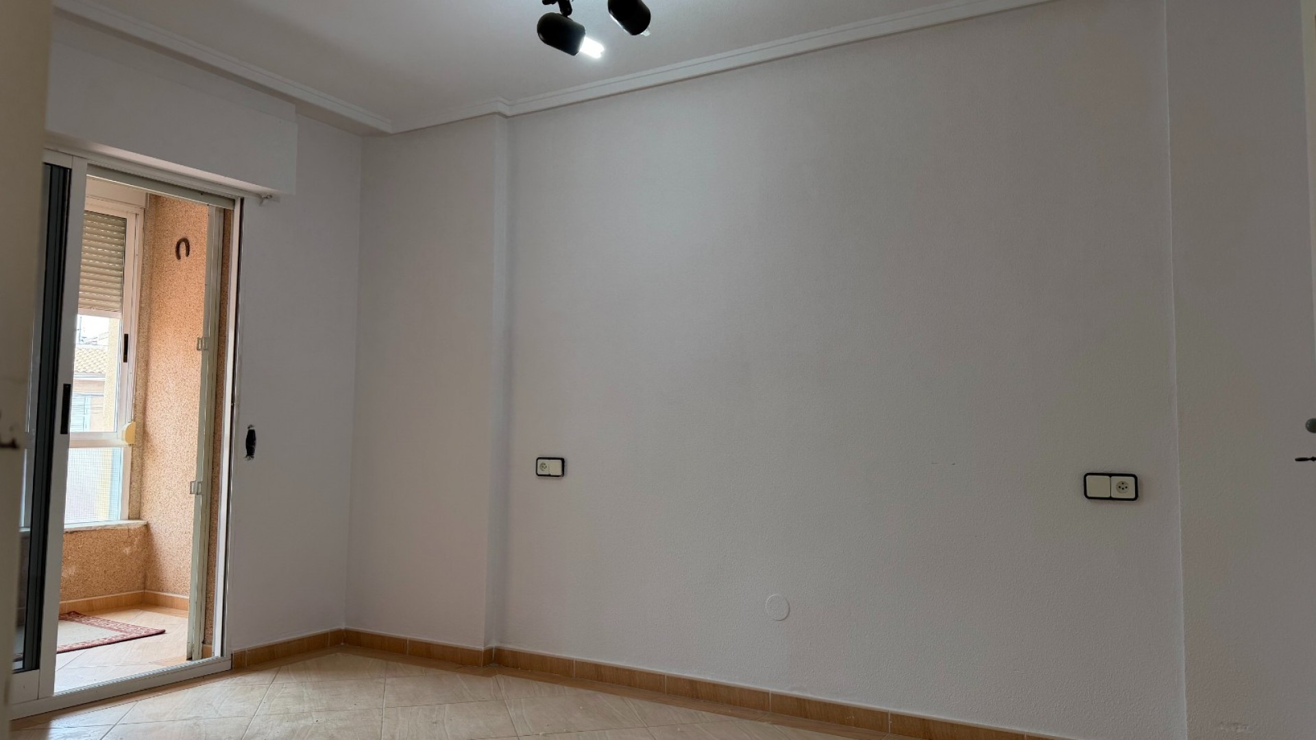 Revente - Appartement -
Torrevieja - Los Locos