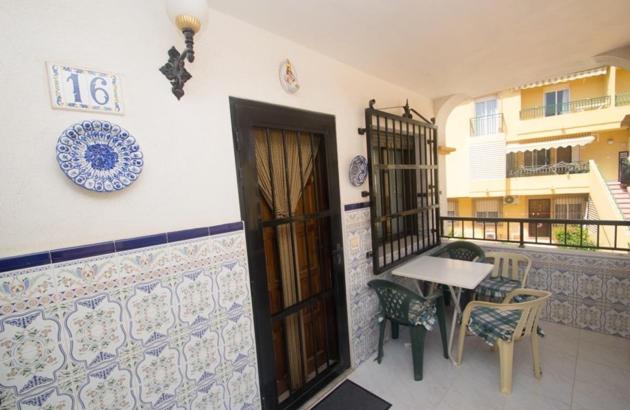 Revente - Appartement -
Torrevieja - Mar azul