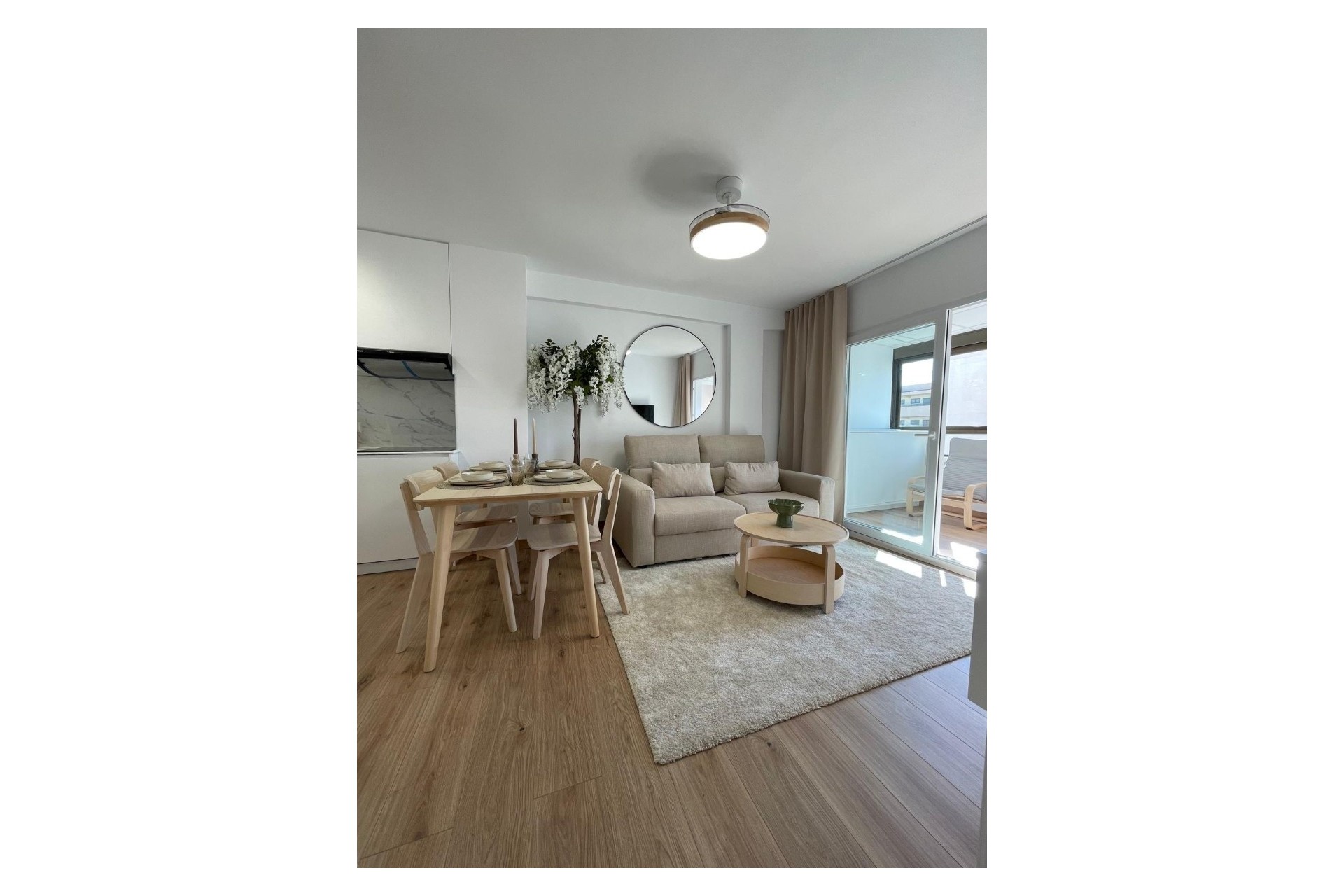 Revente - Appartement -
Torrevieja - Miramar - Torre Del Moro