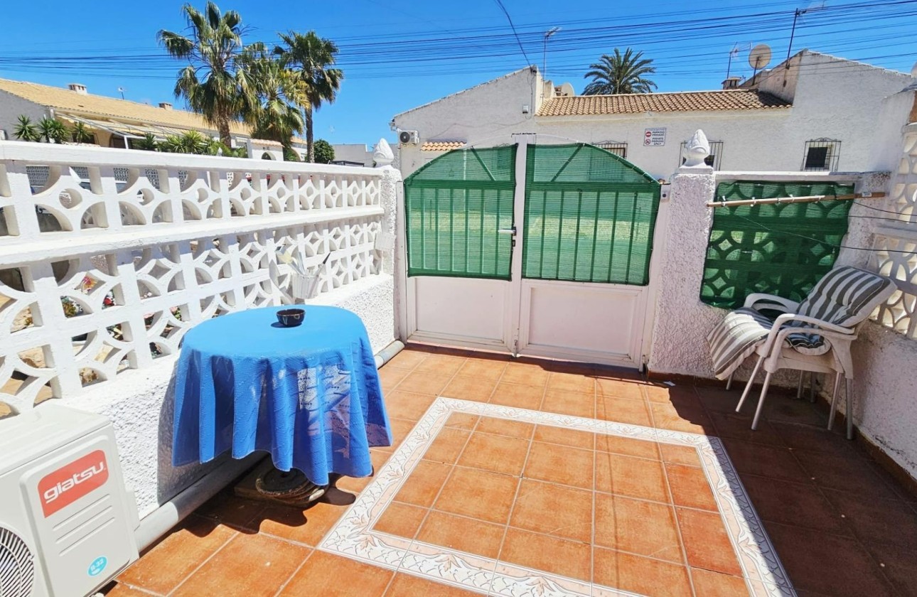 Revente - Appartement -
Torrevieja - Nueva Torrevieja
