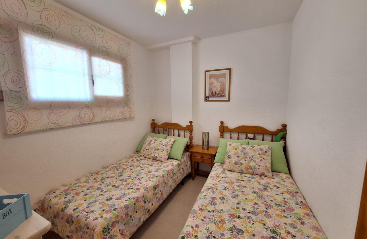 Revente - Appartement -
Torrevieja - Nueva Torrevieja