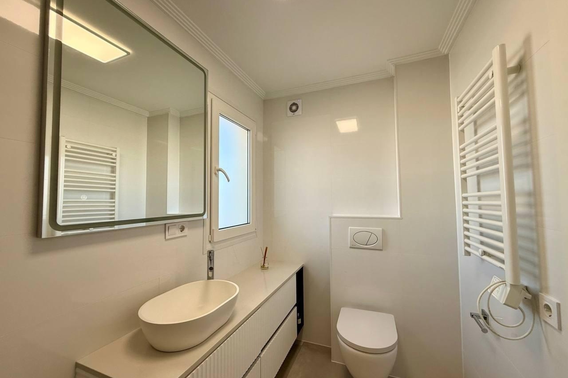 Revente - Appartement -
Torrevieja - Nueva Torrevieja