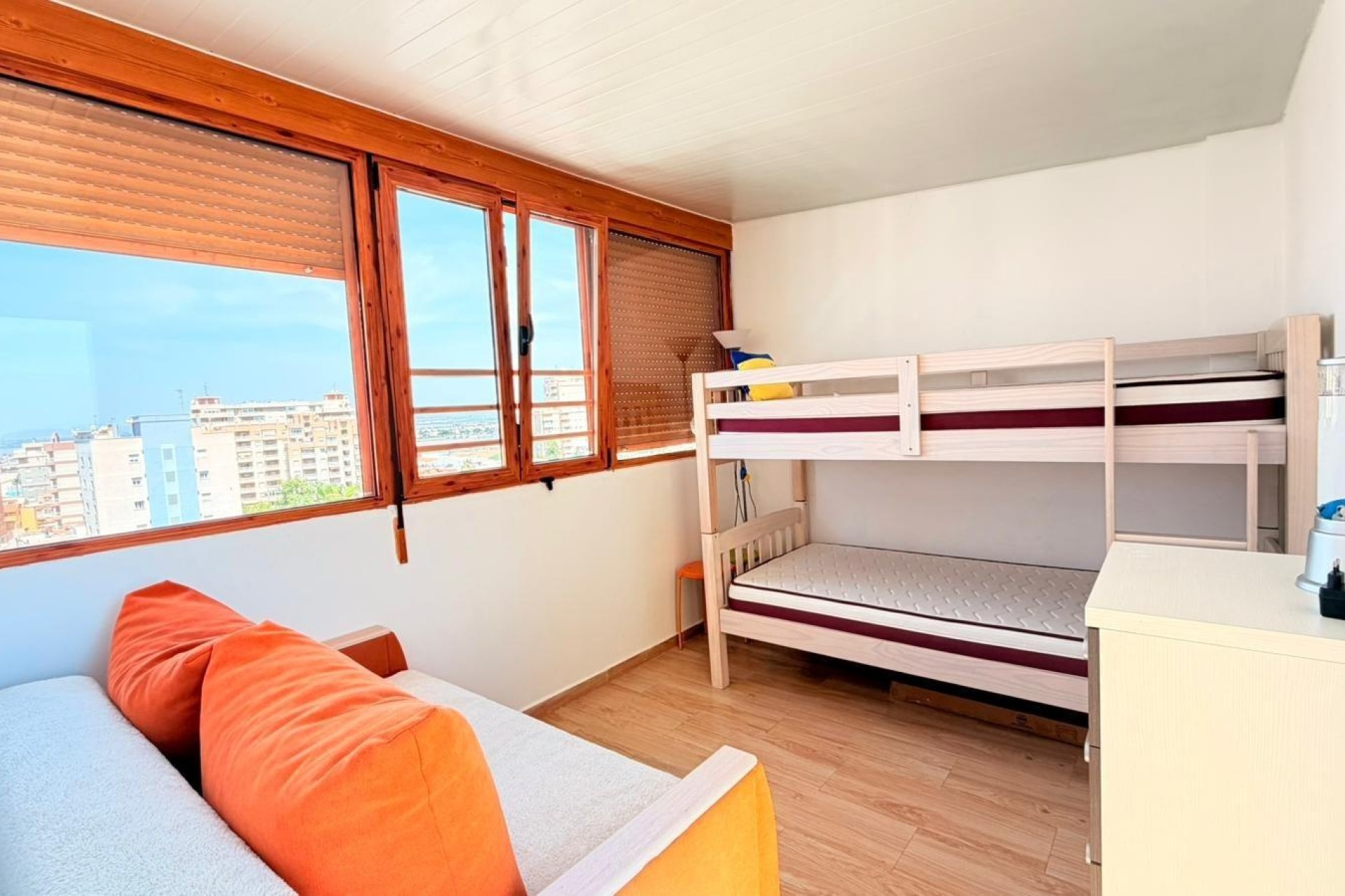 Revente - Appartement -
Torrevieja - Nueva Torrevieja