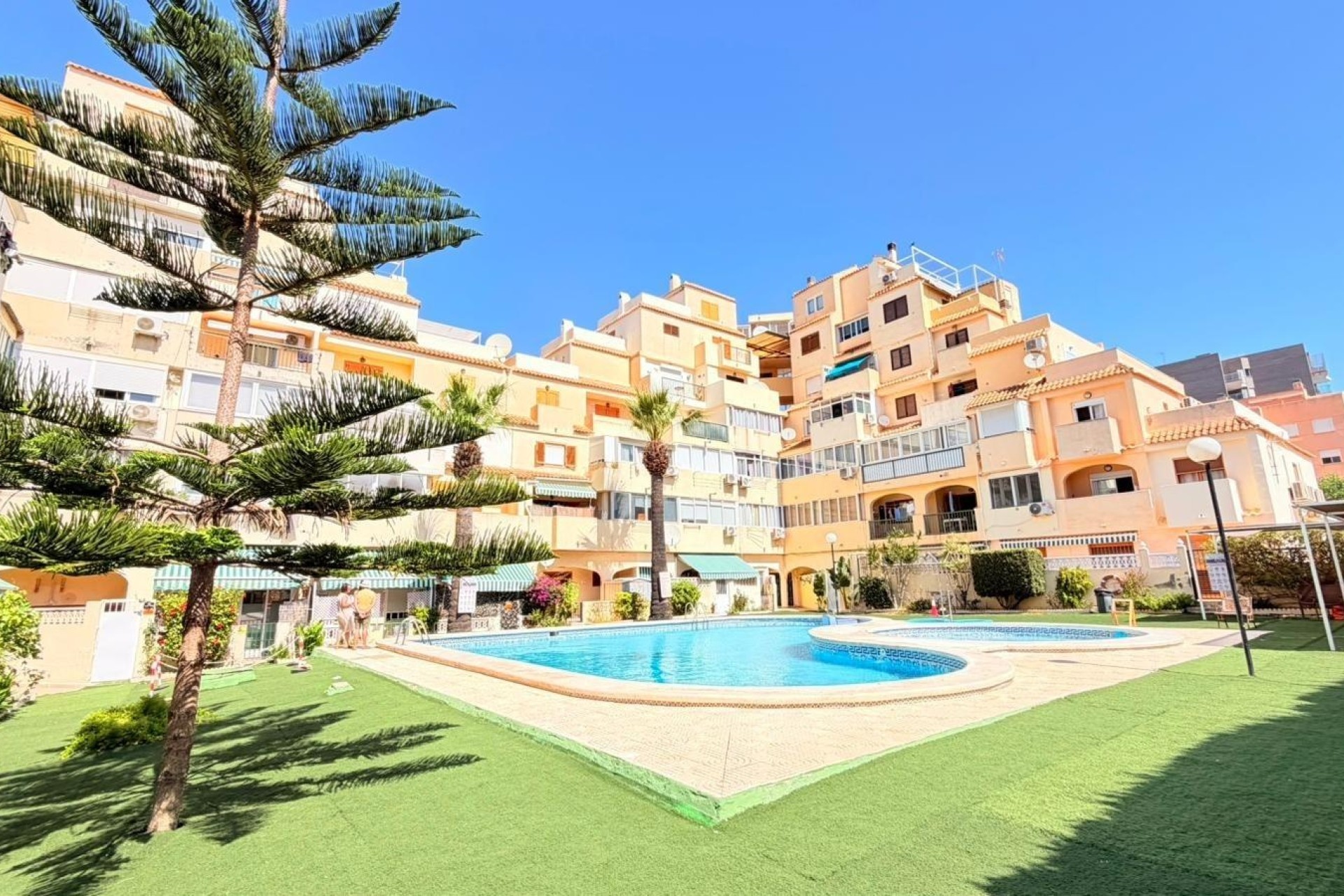 Revente - Appartement -
Torrevieja - Nueva Torrevieja