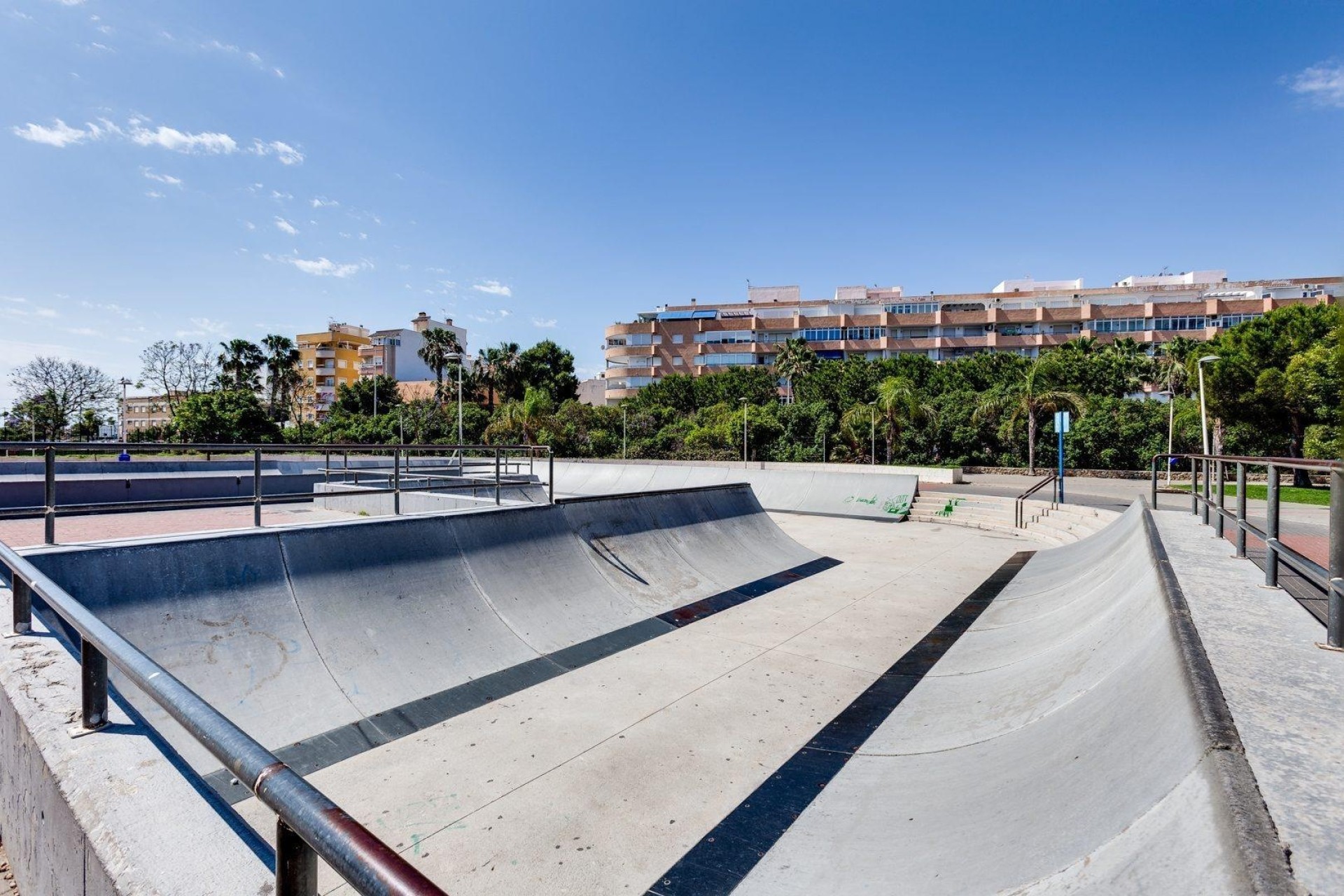 Revente - Appartement -
Torrevieja - Parque de las Naciones