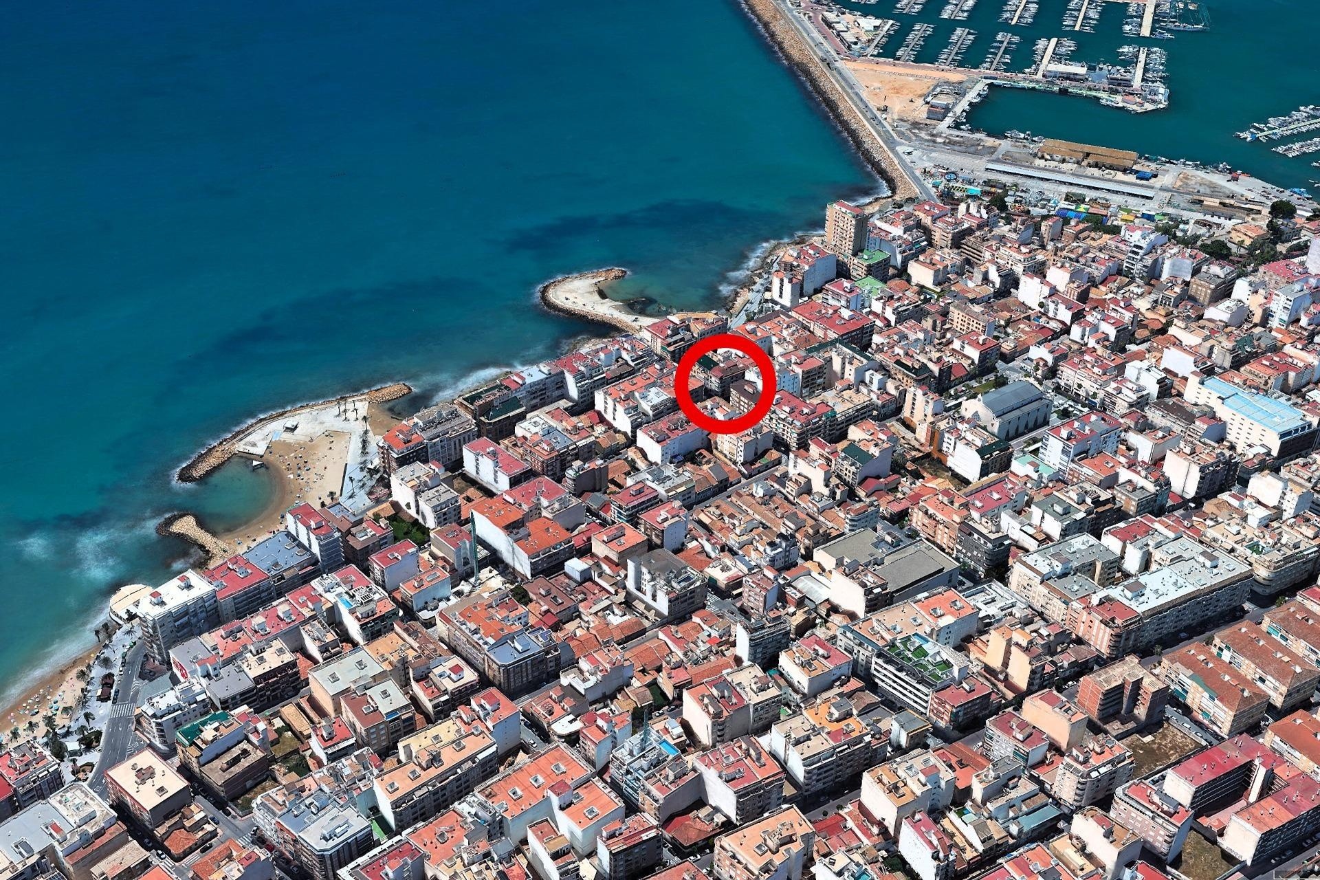 Revente - Appartement -
Torrevieja - Paseo maritimo