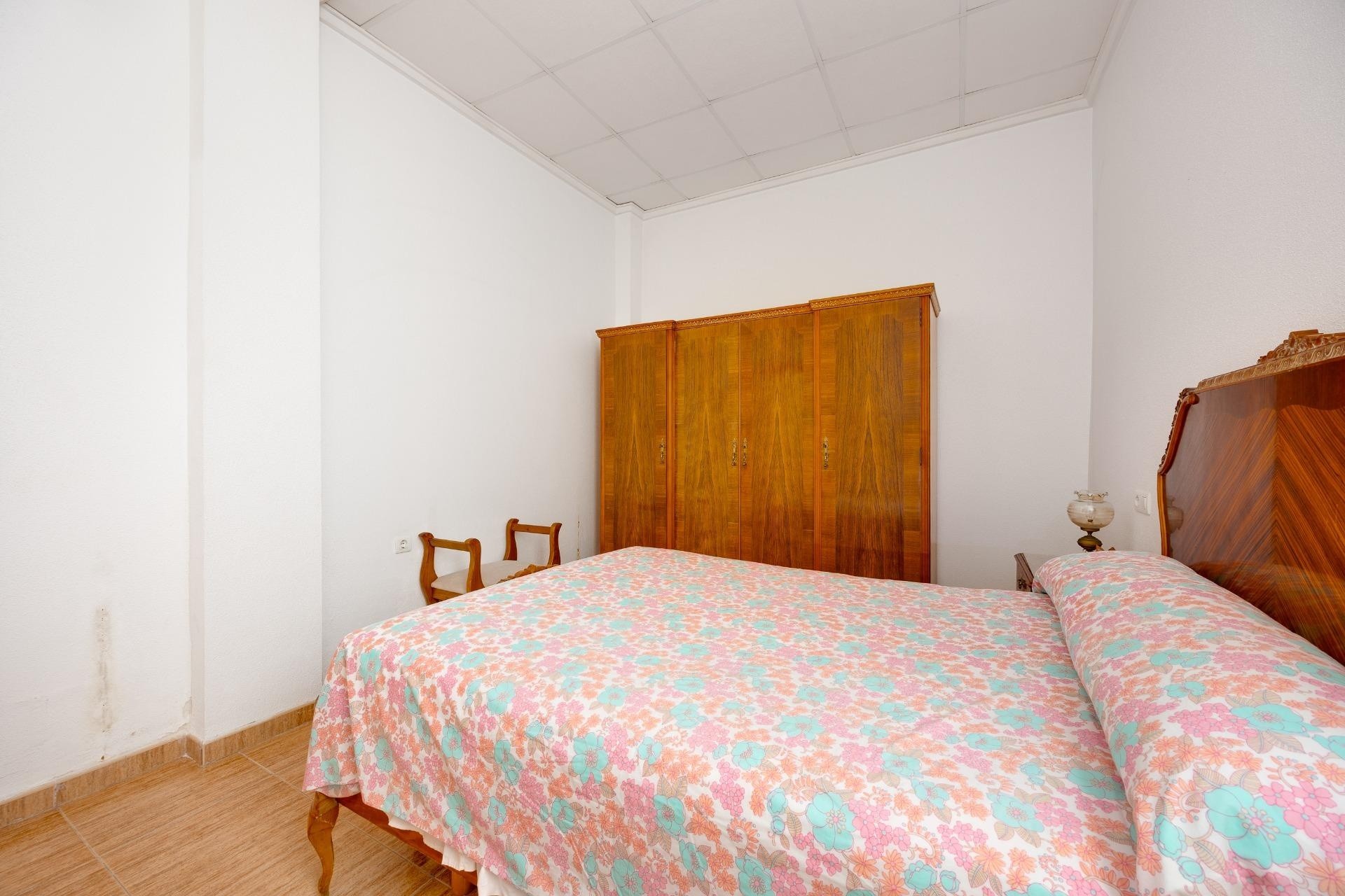 Revente - Appartement -
Torrevieja - Paseo Maritimo