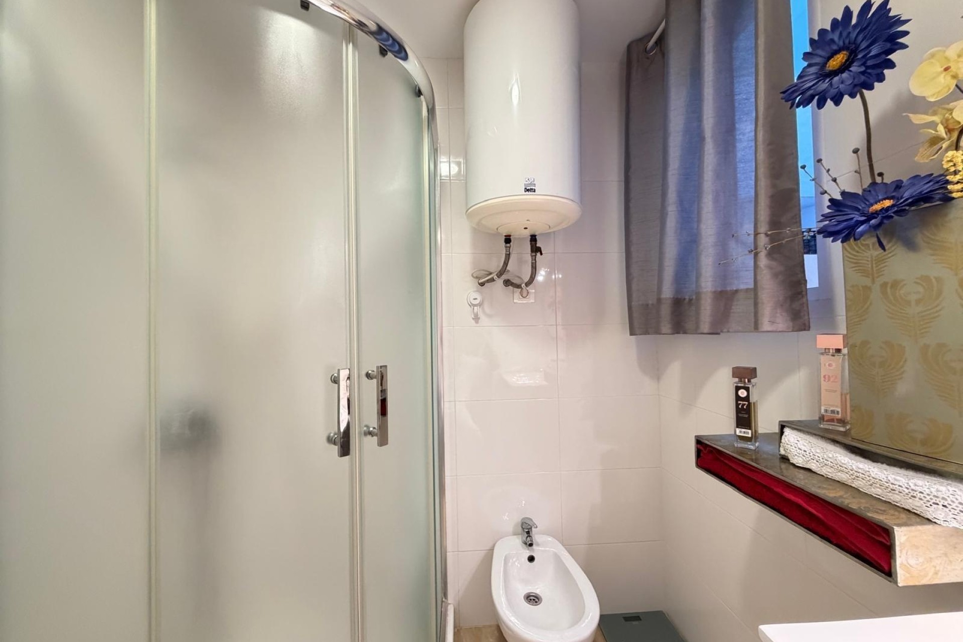 Revente - Appartement -
Torrevieja - Paseo Maritimo