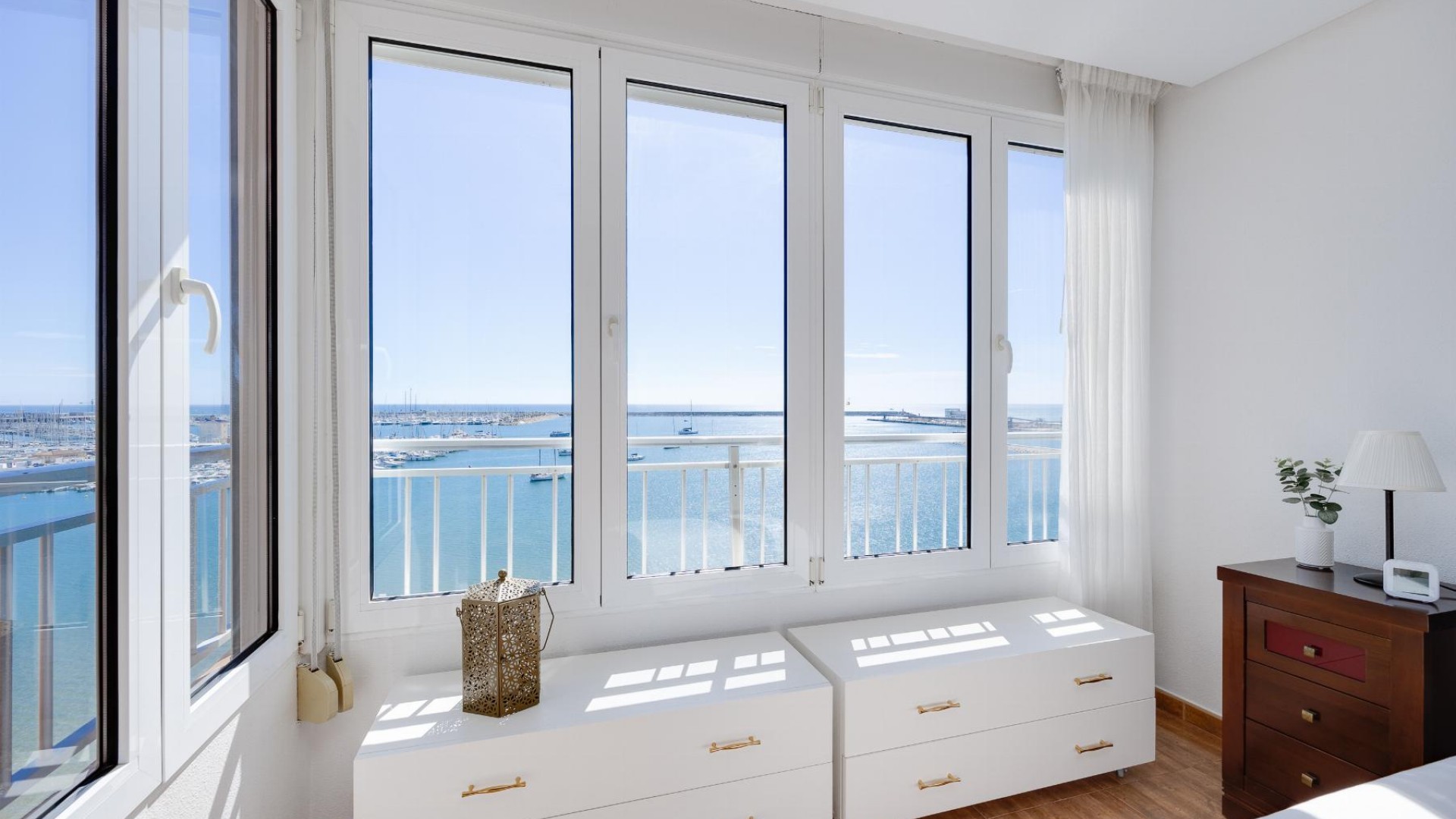 Revente - Appartement -
Torrevieja - Playa Acequion