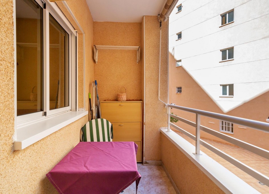 Revente - Appartement -
Torrevieja - Playa de los locos