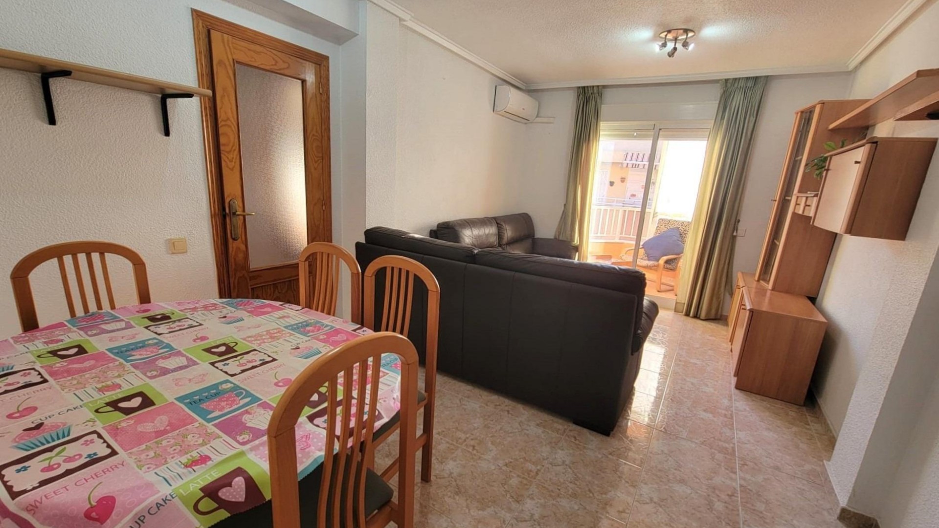 Revente - Appartement -
Torrevieja - Playa de los Locos
