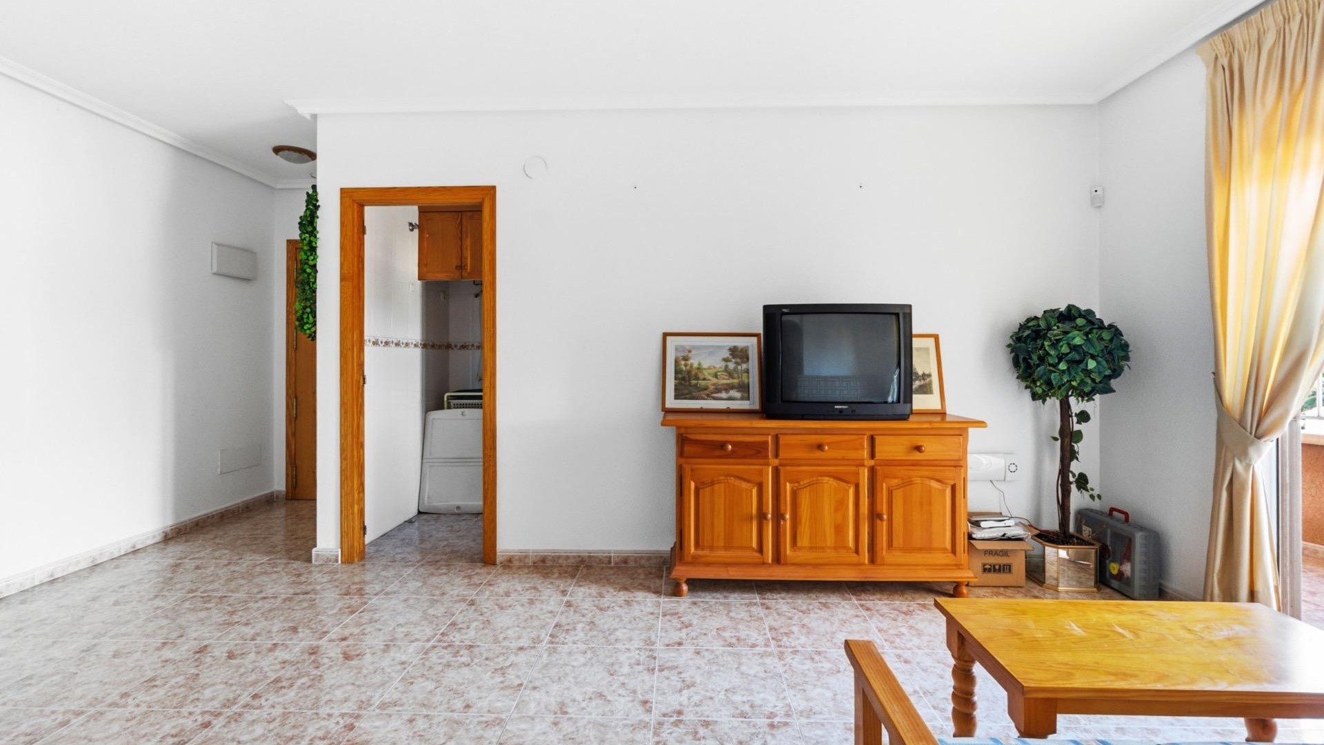 Revente - Appartement -
Torrevieja - Playa de los locos