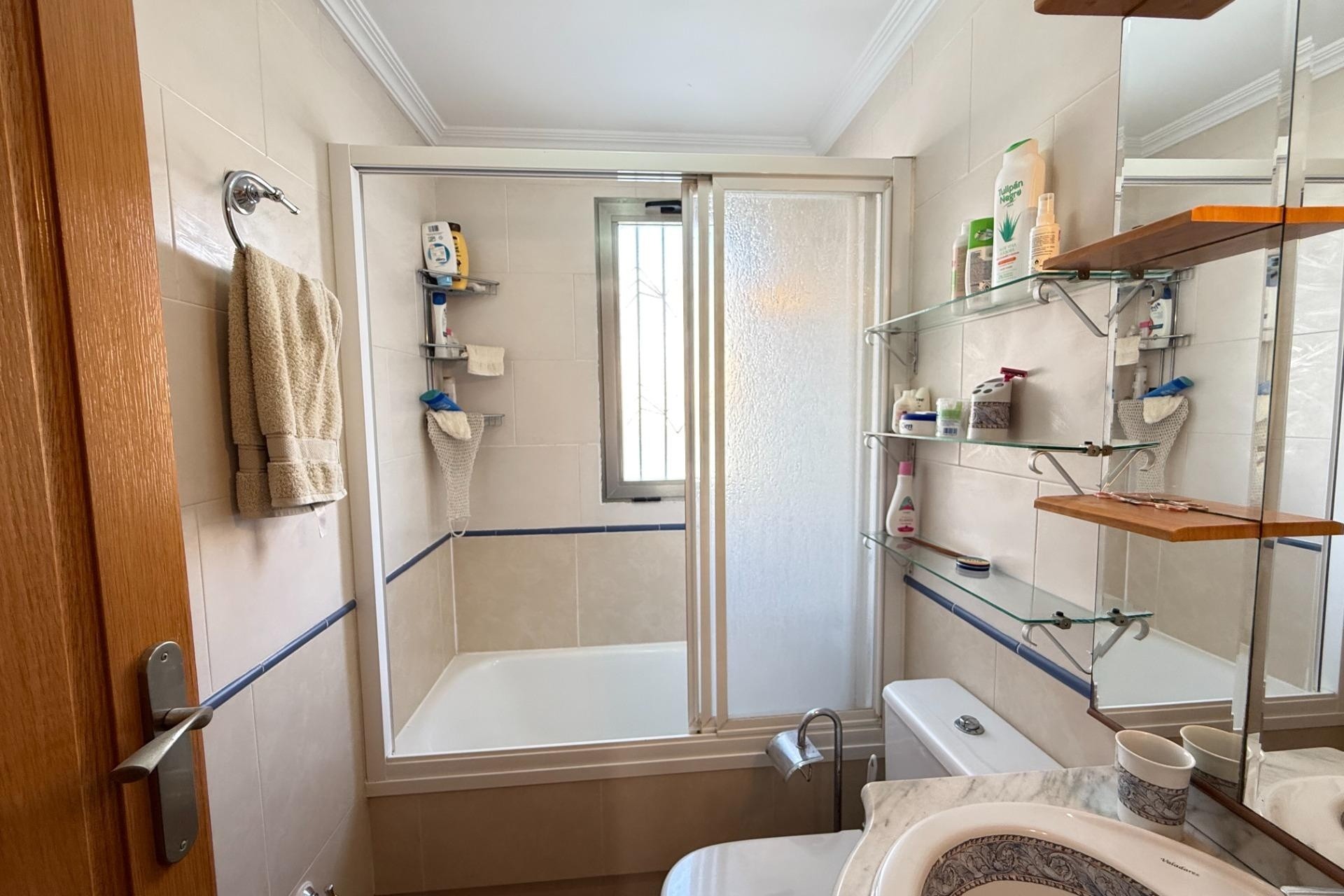 Revente - Appartement -
Torrevieja - Playa de los Locos