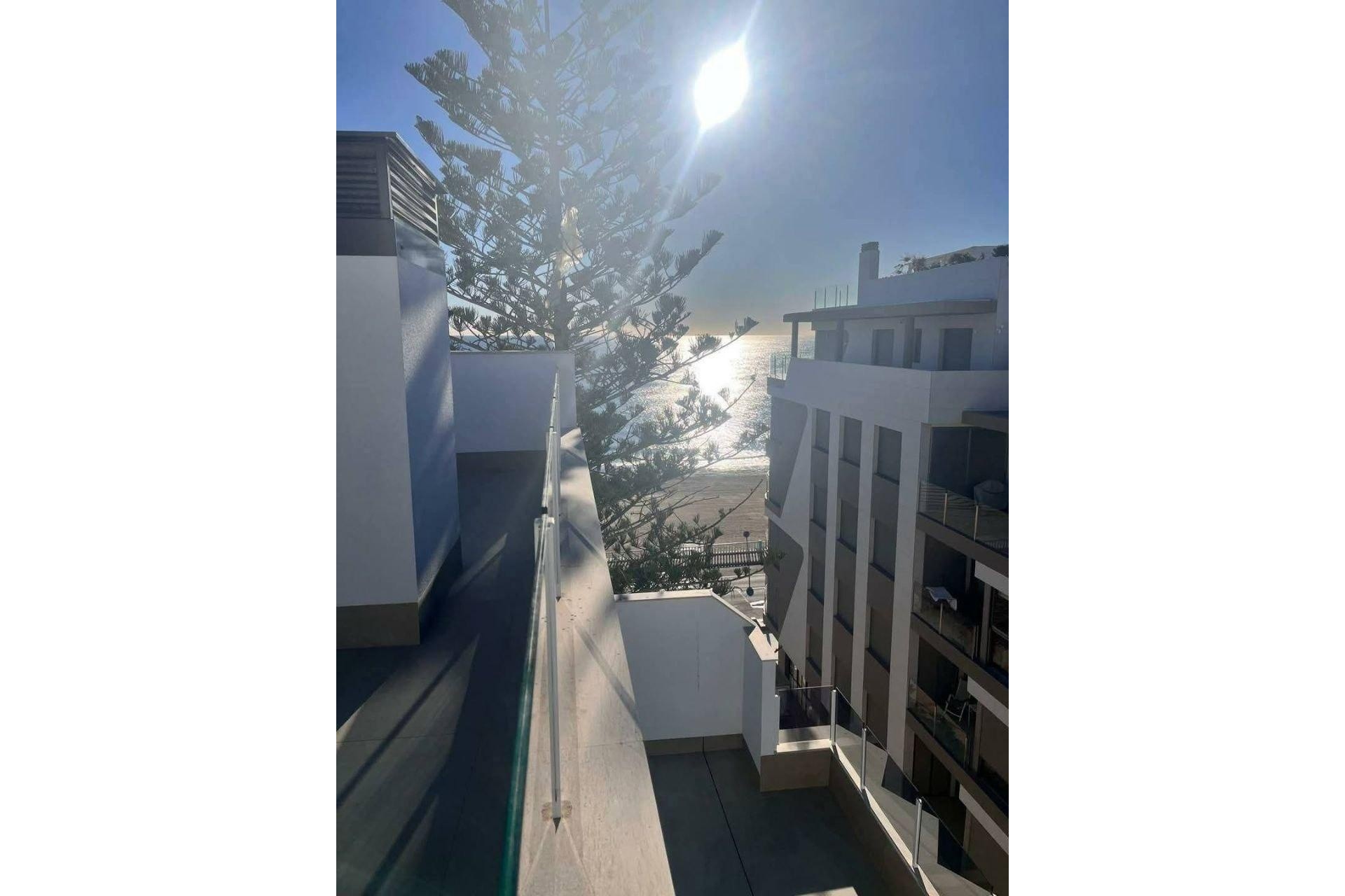 Revente - Appartement -
Torrevieja - Playa de los Locos