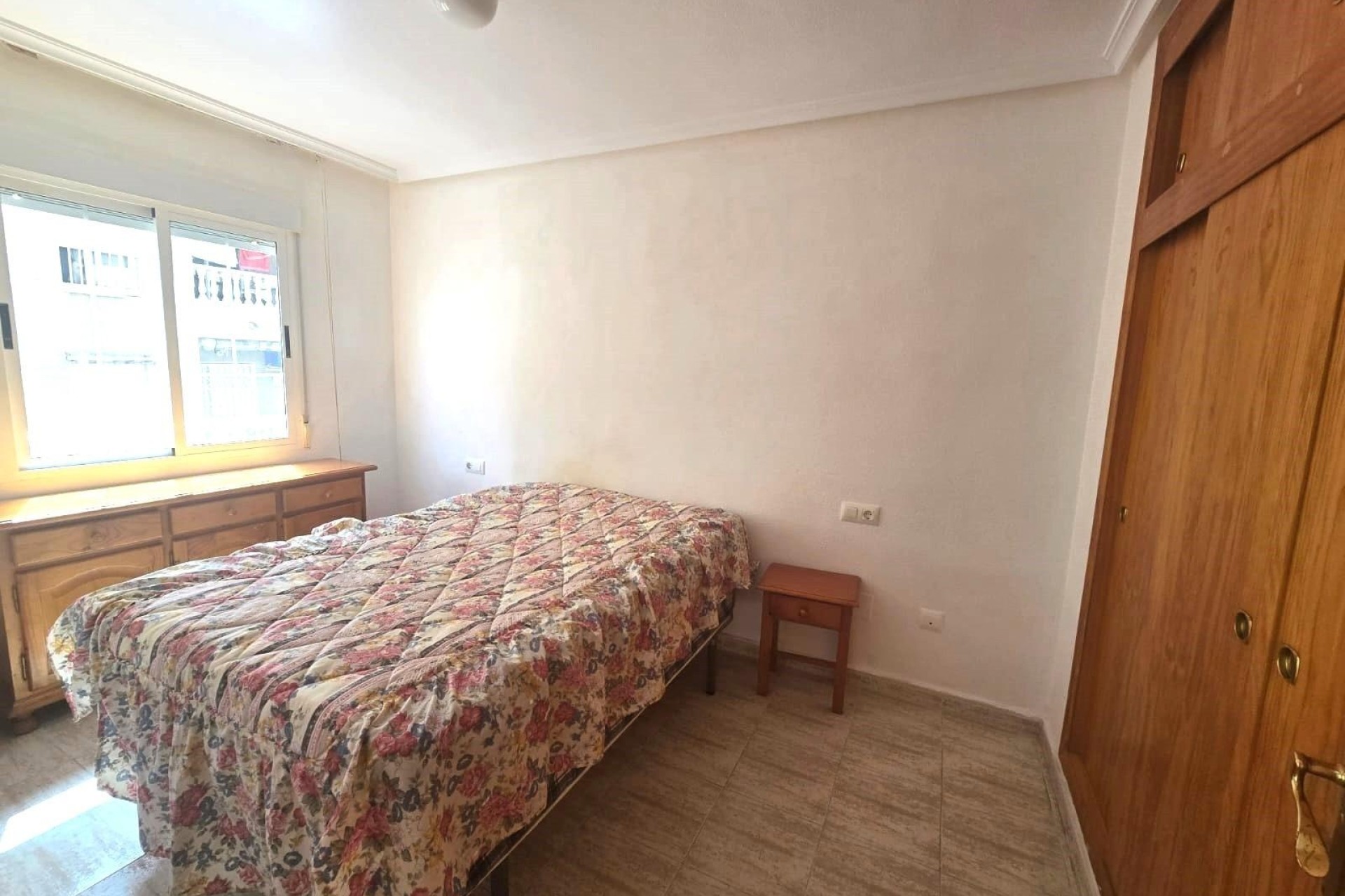 Revente - Appartement -
Torrevieja - Playa de los Locos