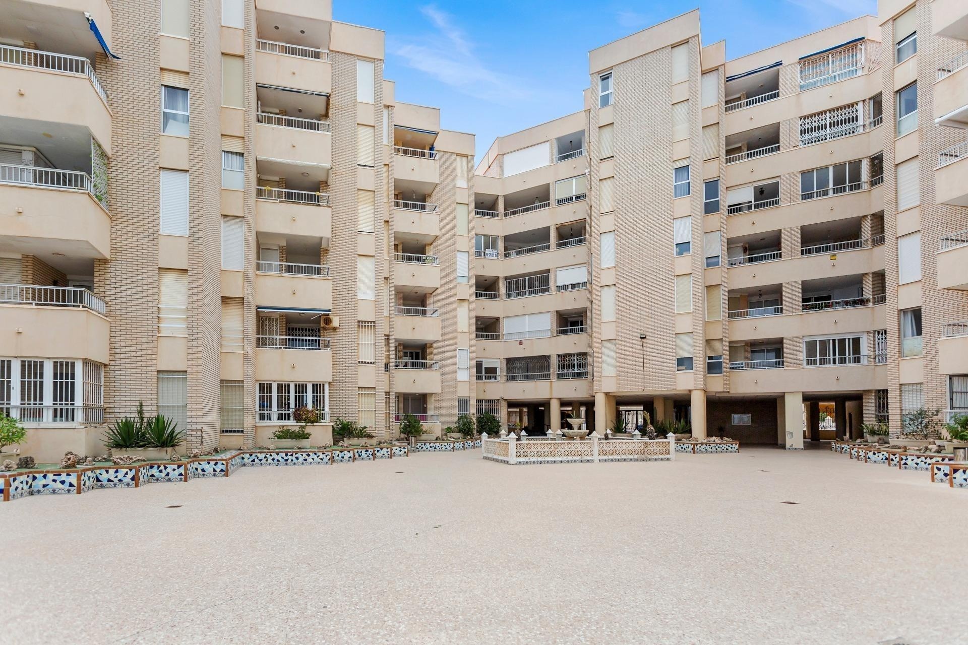 Revente - Appartement -
Torrevieja - Playa de los Locos