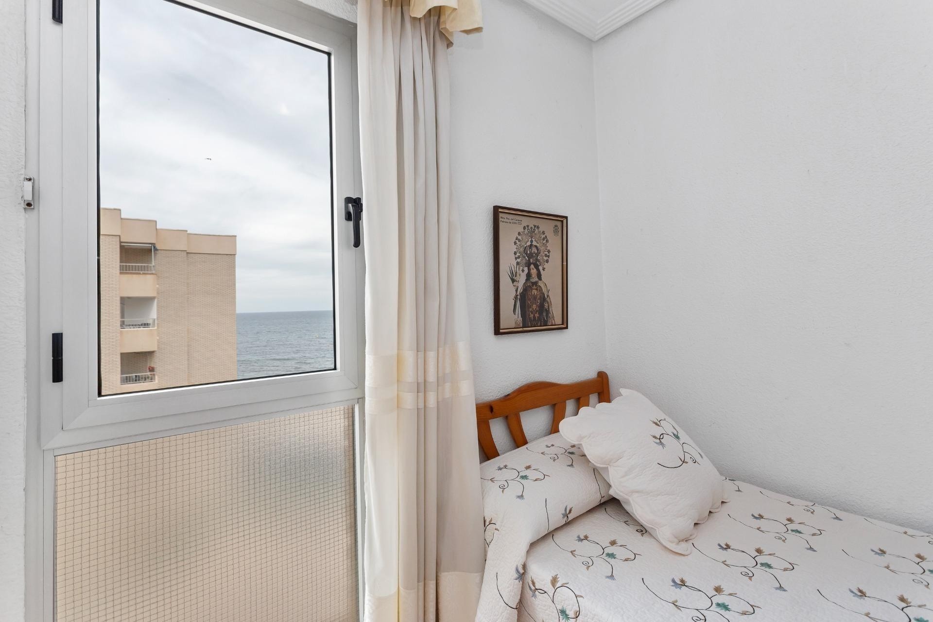Revente - Appartement -
Torrevieja - Playa de los Locos