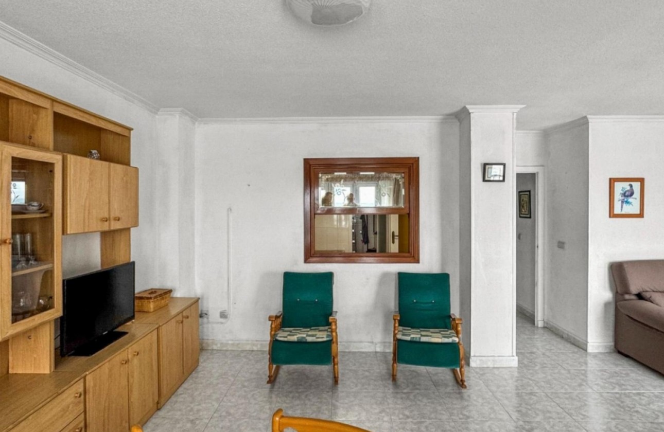 Revente - Appartement -
Torrevieja - Playa de los Locos