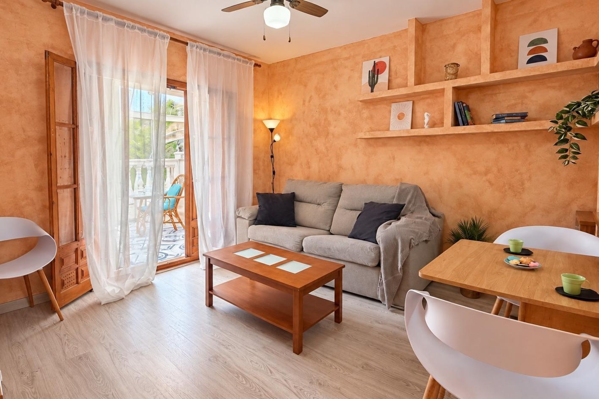 Revente - Appartement -
Torrevieja - Playa de los Locos