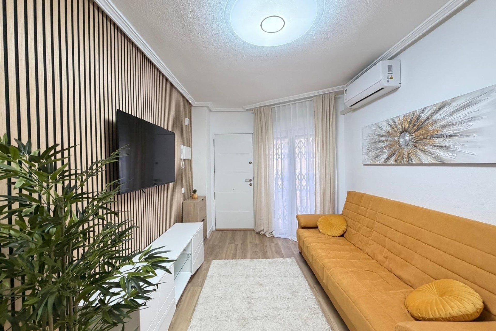 Revente - Appartement -
Torrevieja - Playa de los Locos