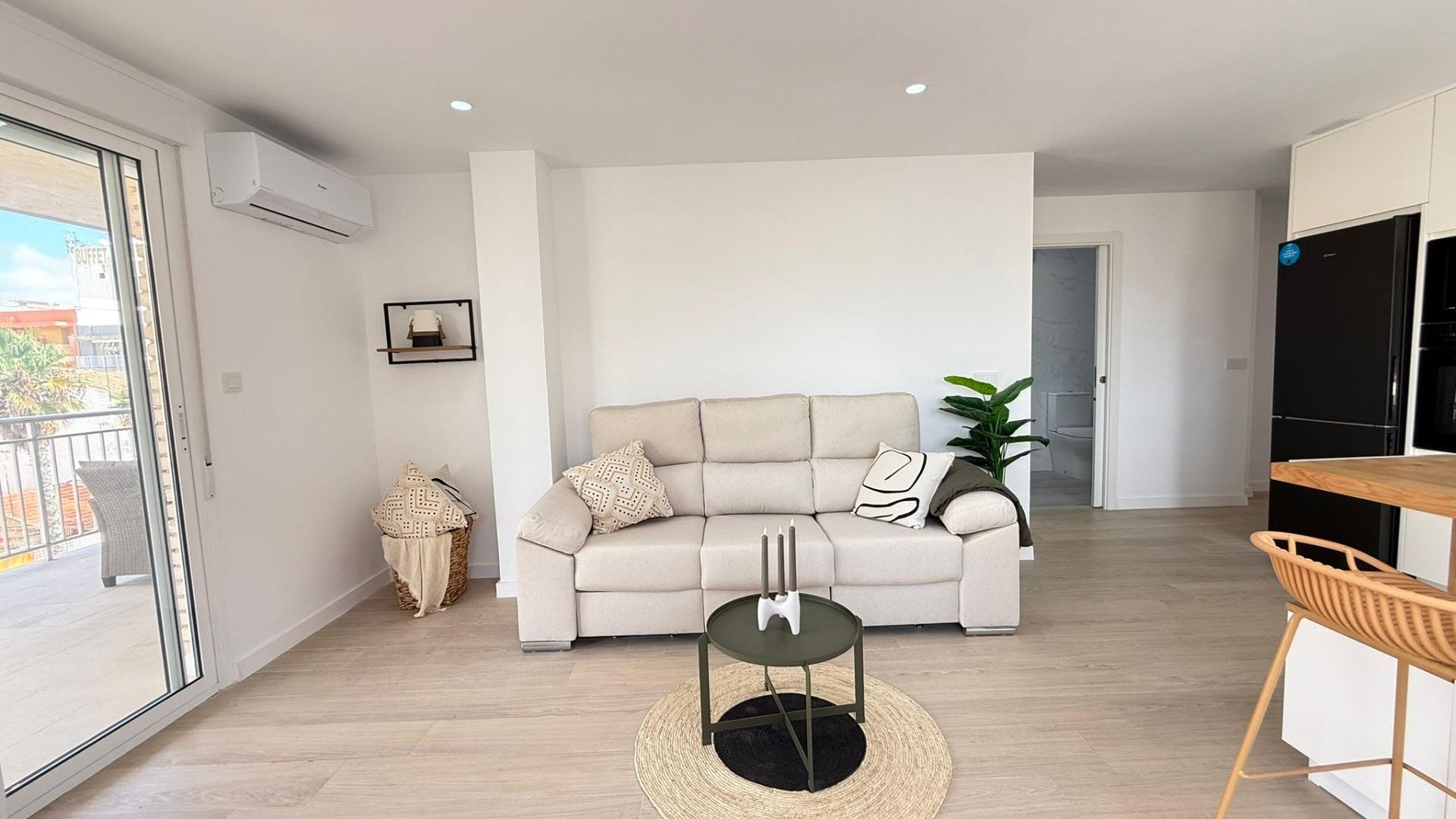 Revente - Appartement -
Torrevieja - Playa de los Naufragos