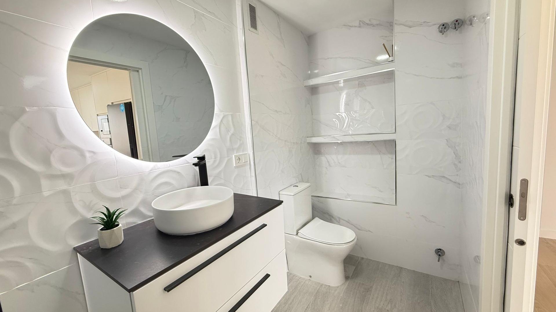 Revente - Appartement -
Torrevieja - Playa de los Naufragos