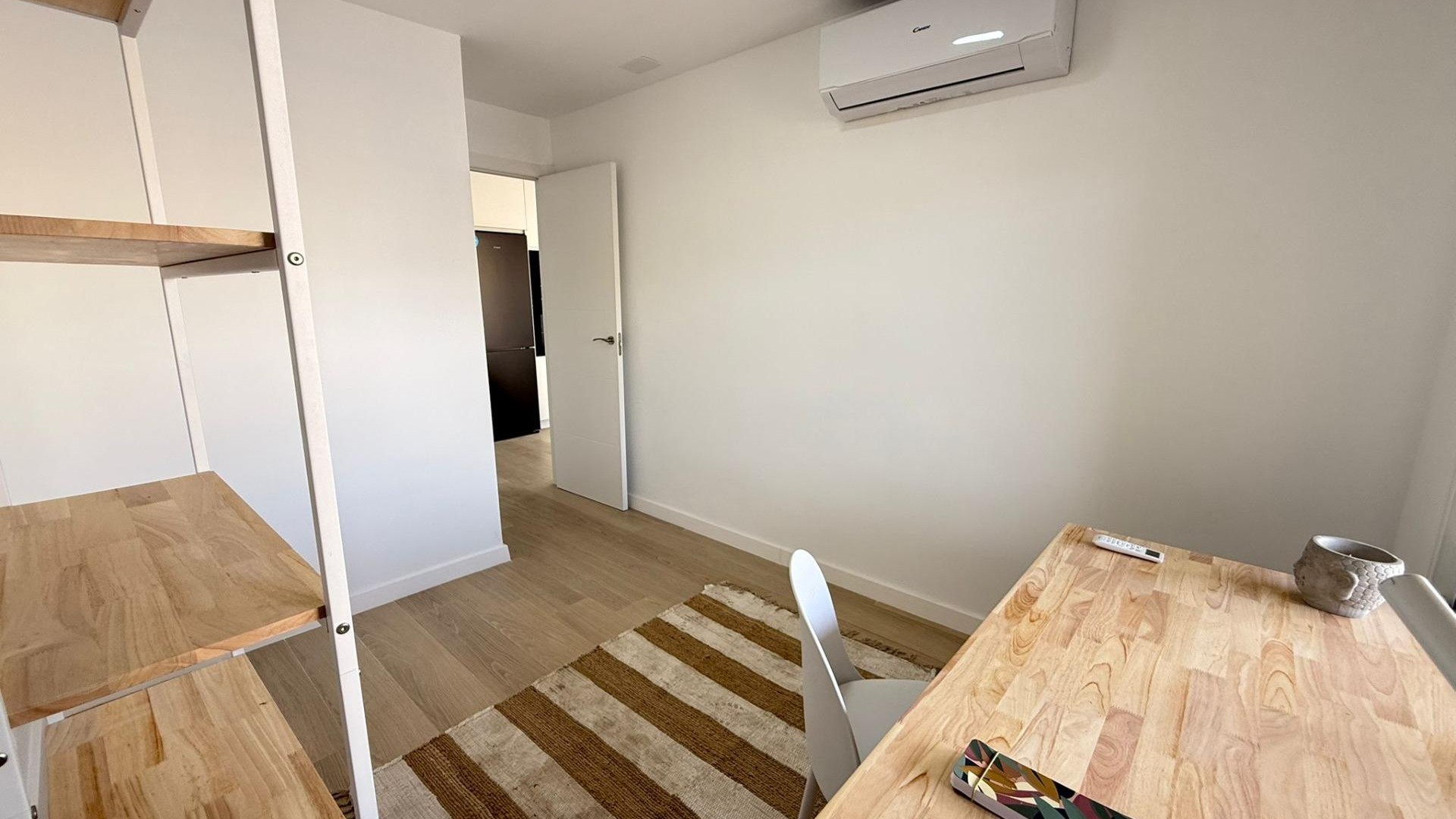 Revente - Appartement -
Torrevieja - Playa de los Naufragos