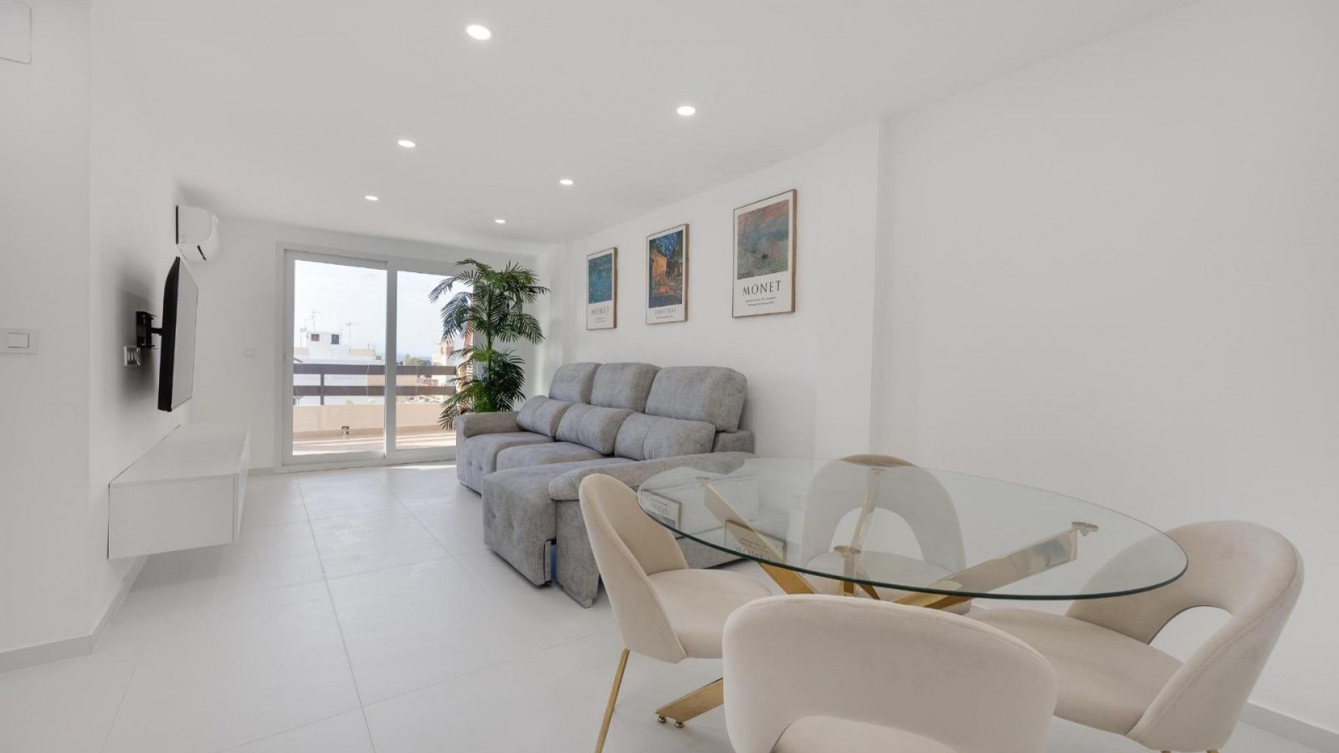 Revente - Appartement -
Torrevieja - Playa de los Naufragos