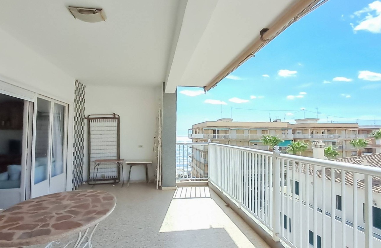 Revente - Appartement -
Torrevieja - Playa de los Naufragos