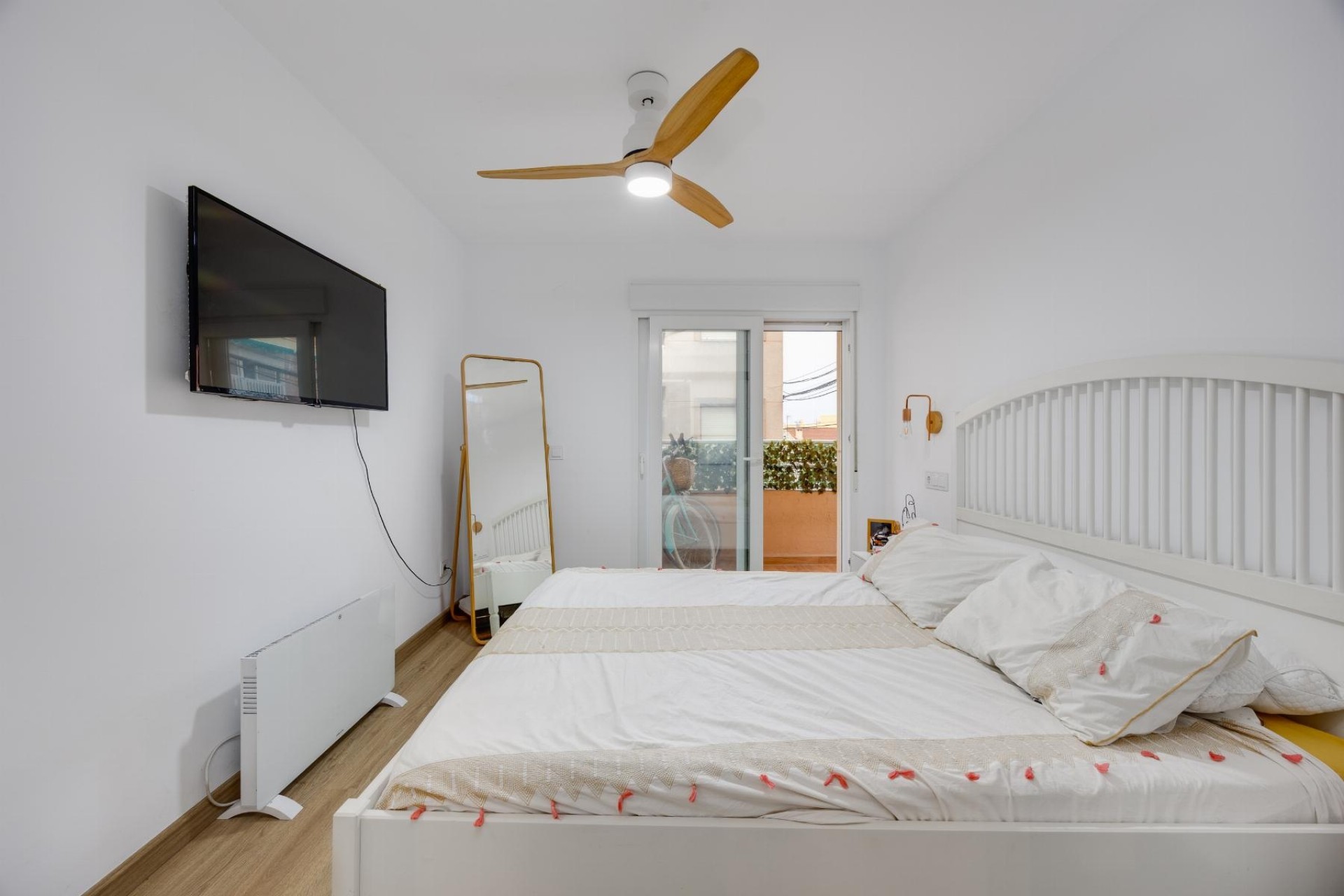 Revente - Appartement -
Torrevieja - Playa de los Naufragos