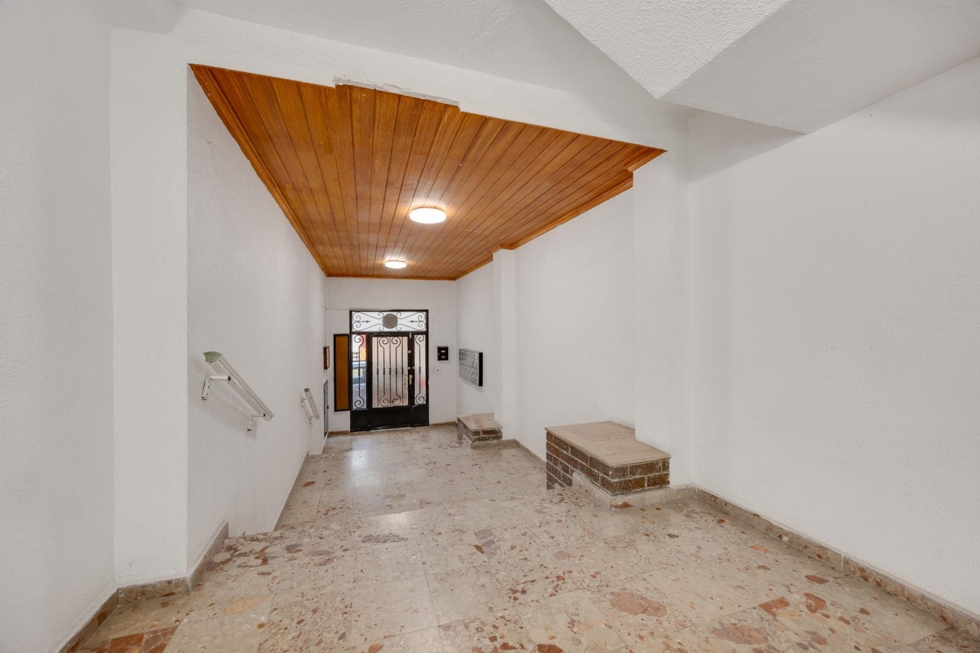 Revente - Appartement -
Torrevieja - Playa de los Naufragos