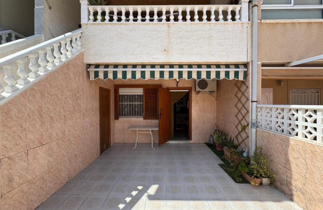 Revente - Appartement -
Torrevieja - Playa de los Naufragos