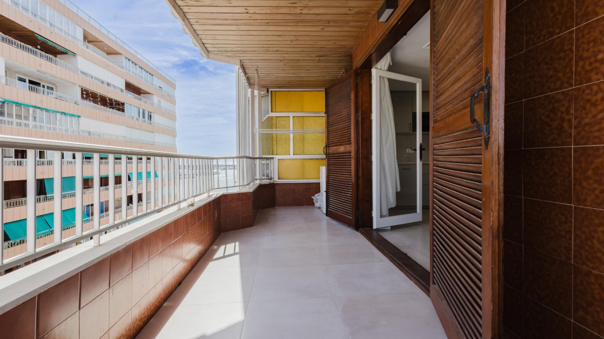 Revente - Appartement -
Torrevieja - Playa del Acequión